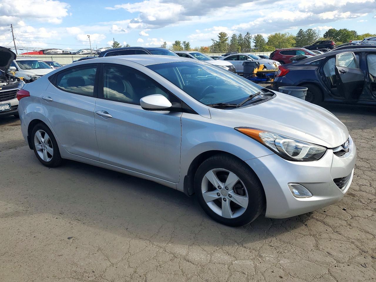 2013 Hyundai Elantra Gls - Фото 4