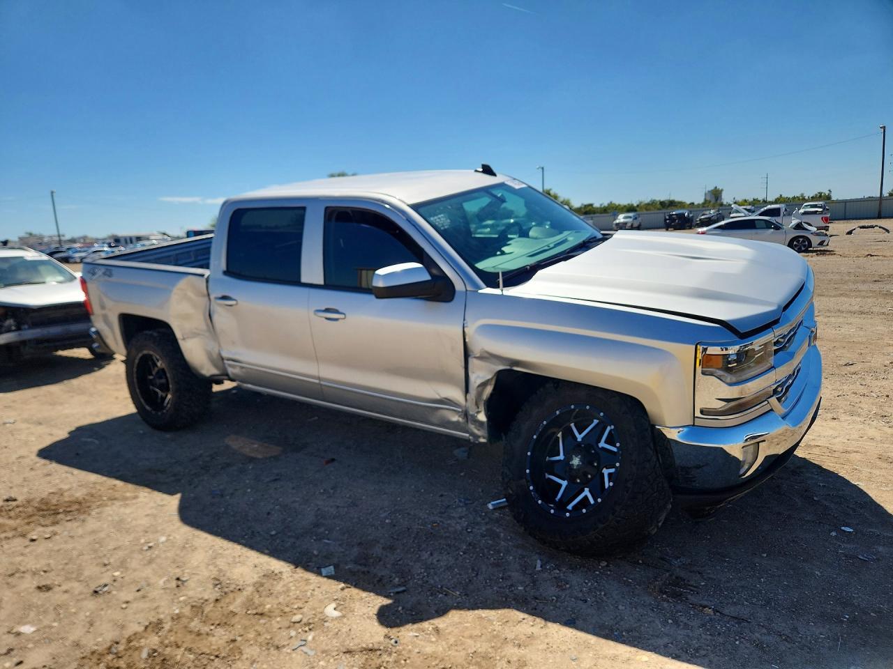 2017 Chevrolet Silverado K1500 Lt - Фото 4