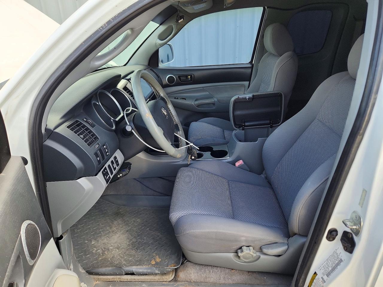 2006 Toyota Tacoma Access Cab - Image 7