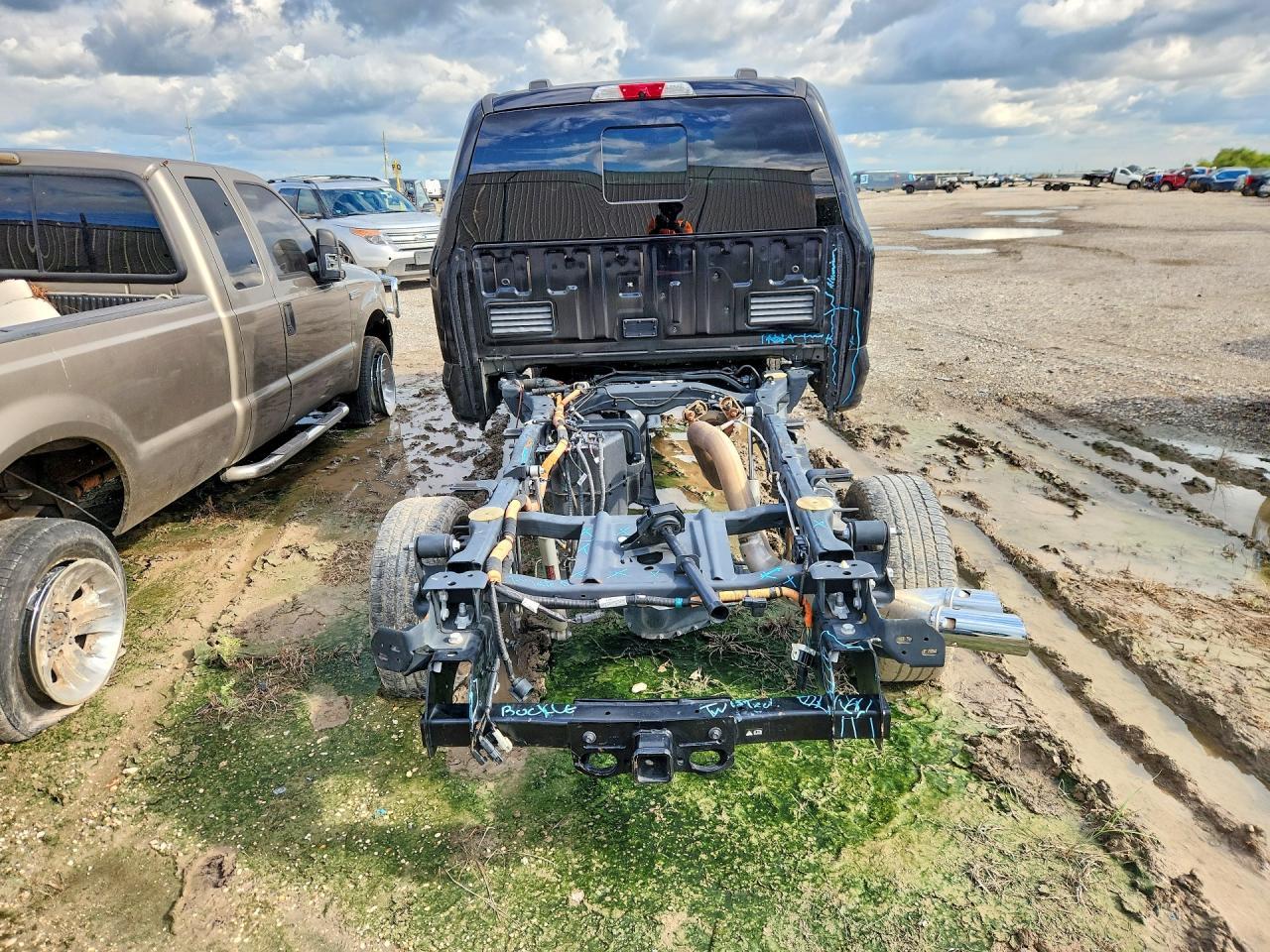 2025 Ford F250 Super Duty - Image 6