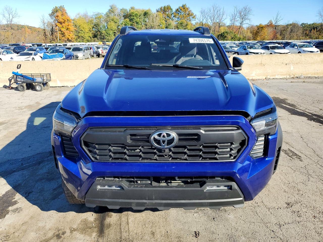 2025 Toyota Tacoma Trd Off-Road - Image 5