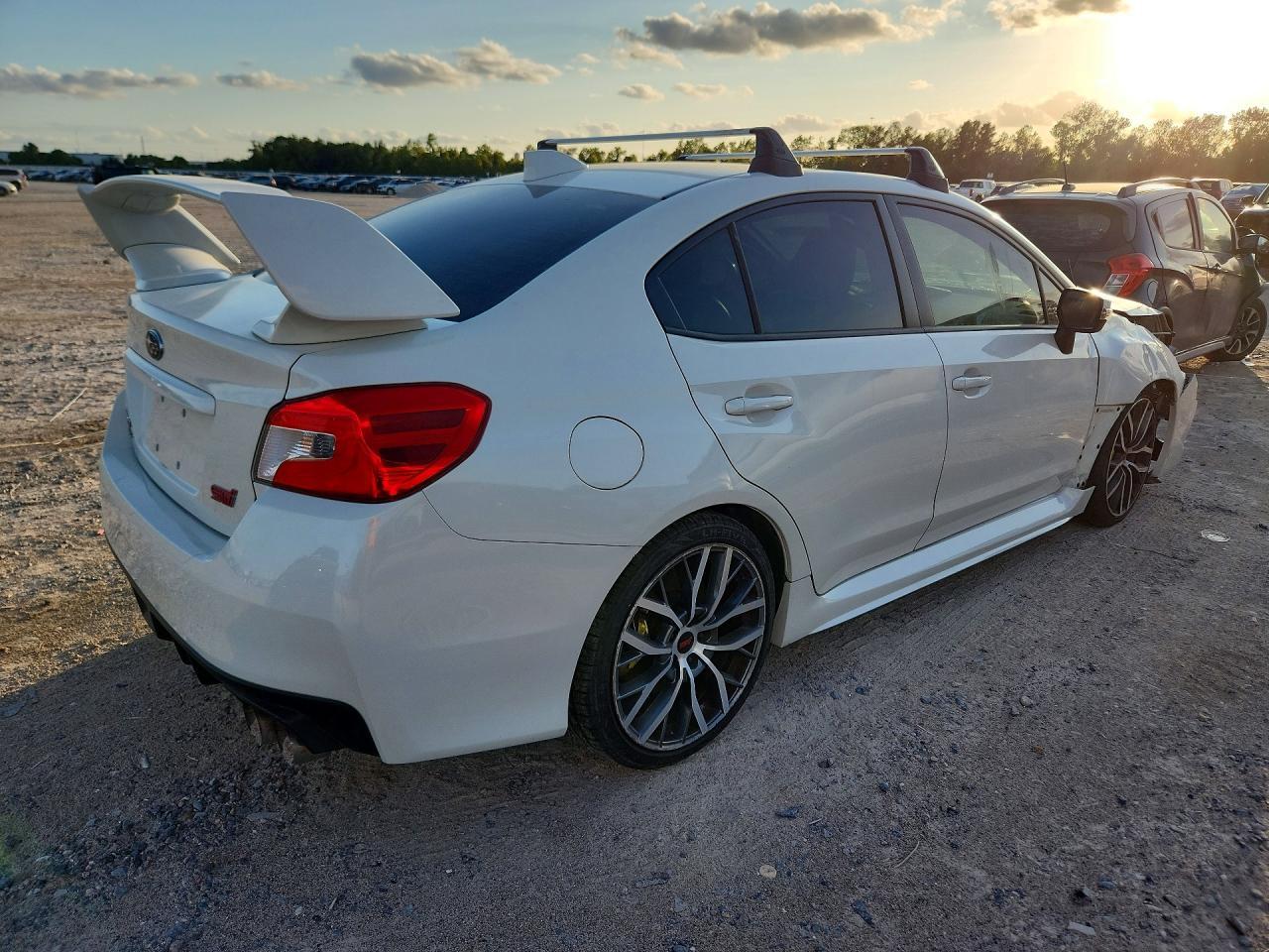 2021 Subaru Wrx Sti - Фото 3