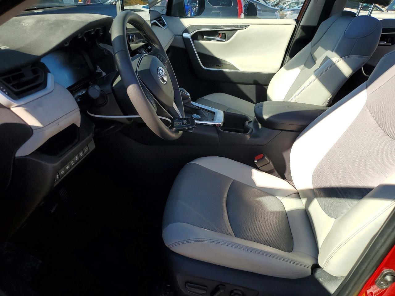 2024 Toyota Rav4 Limited - Фото 7
