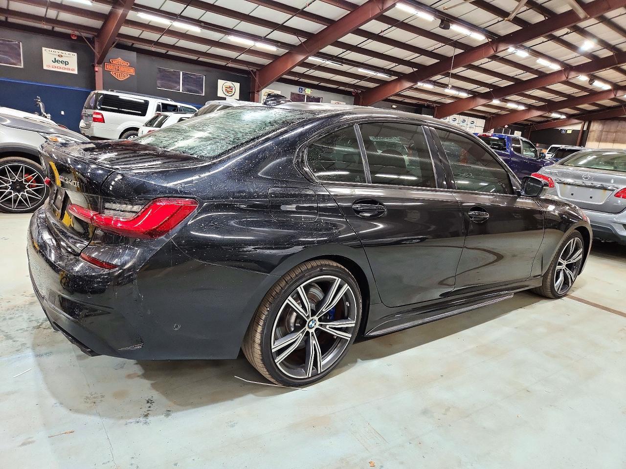 2021 BMW M340Xi - Фото 3