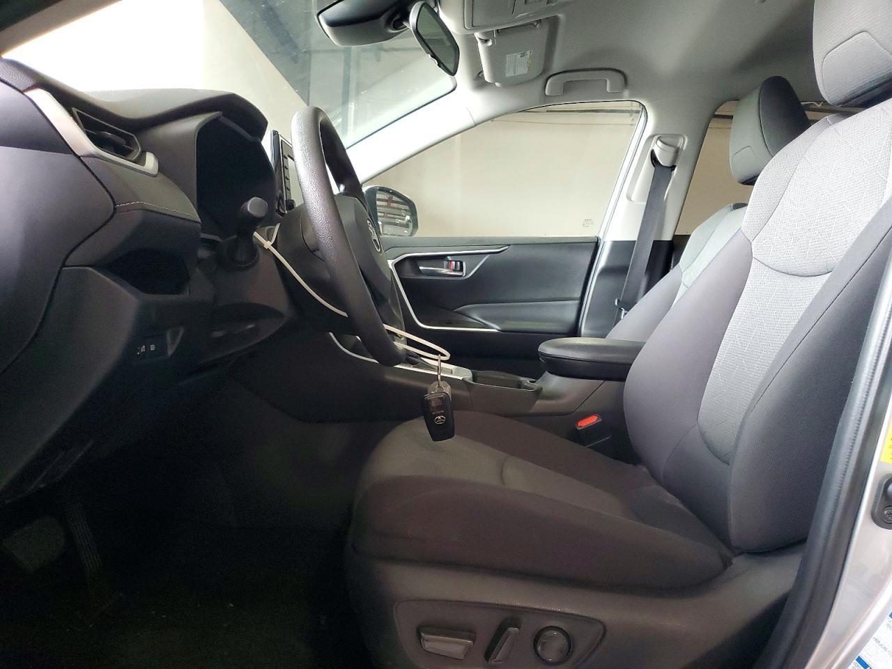 2021 Toyota Rav4 Xle - Image 7