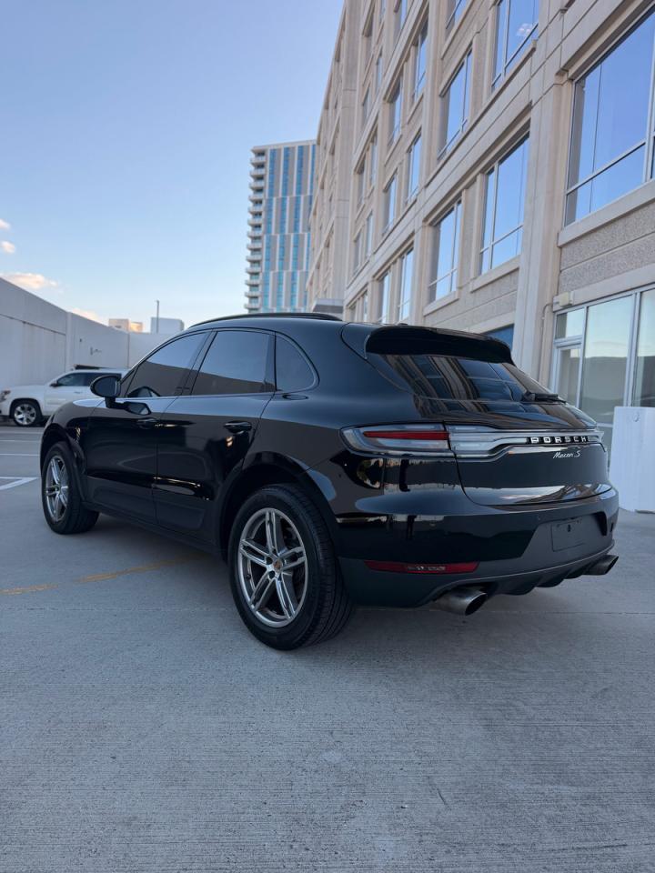 2017 Porsche Macan S - Image 3