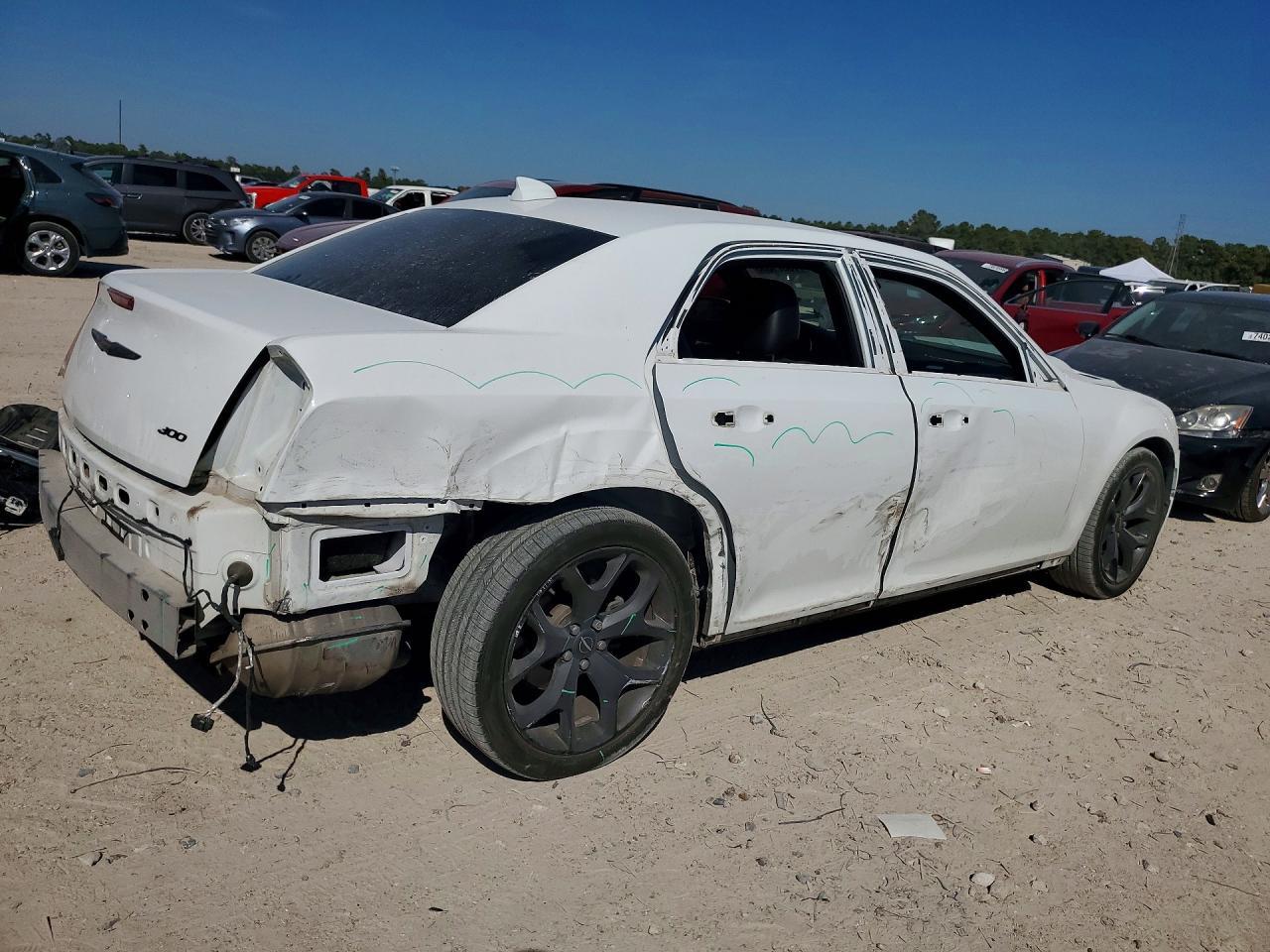 2021 Chrysler 300 S - Image 3