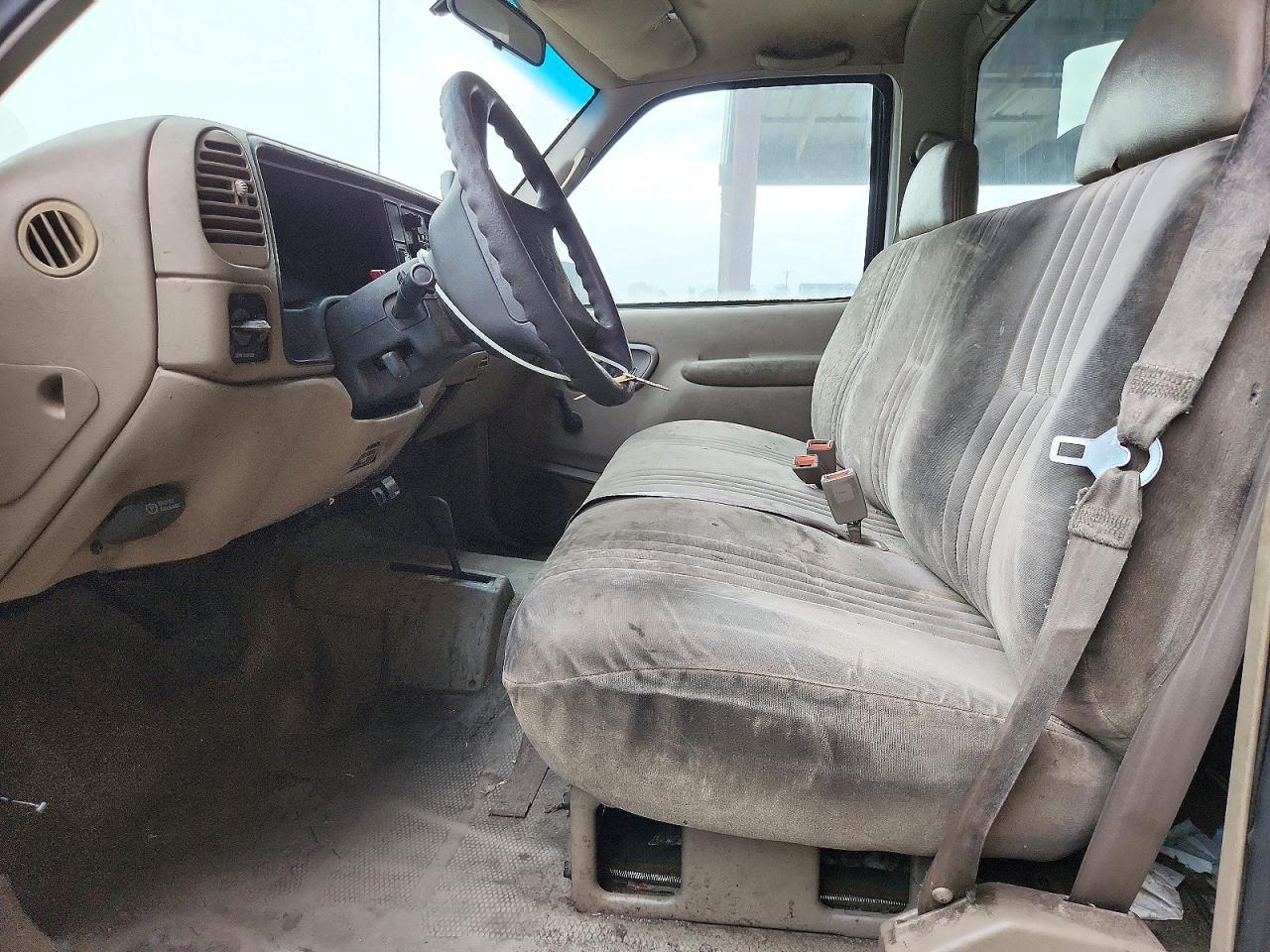 1999 Chevrolet Gmt-400 K2500 - Image 7