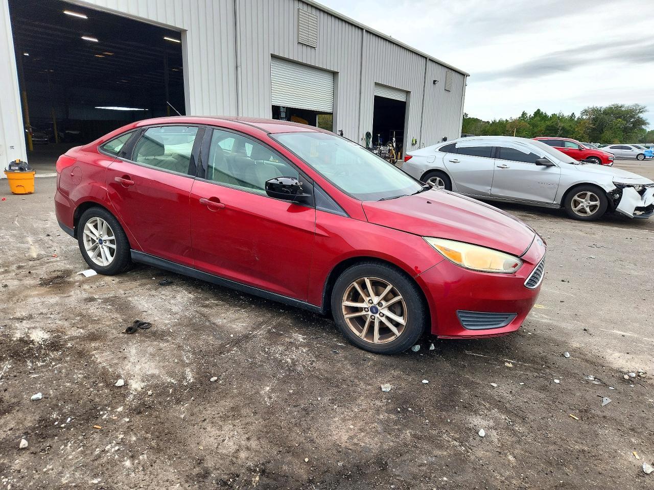 2017 Ford Focus Se - Image 4