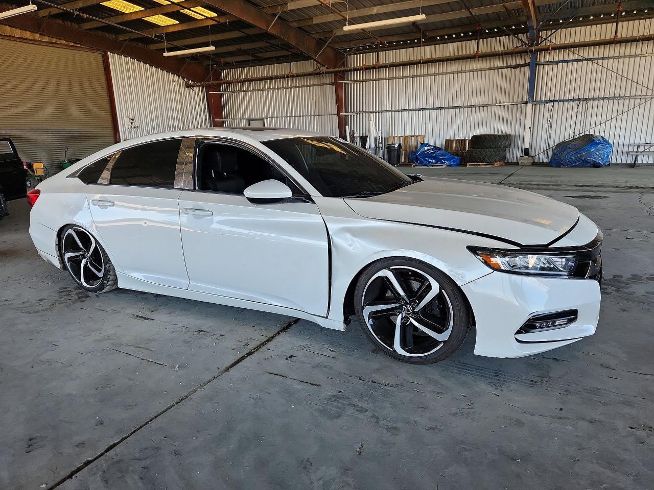 2018 Honda Accord Sport - Image 4
