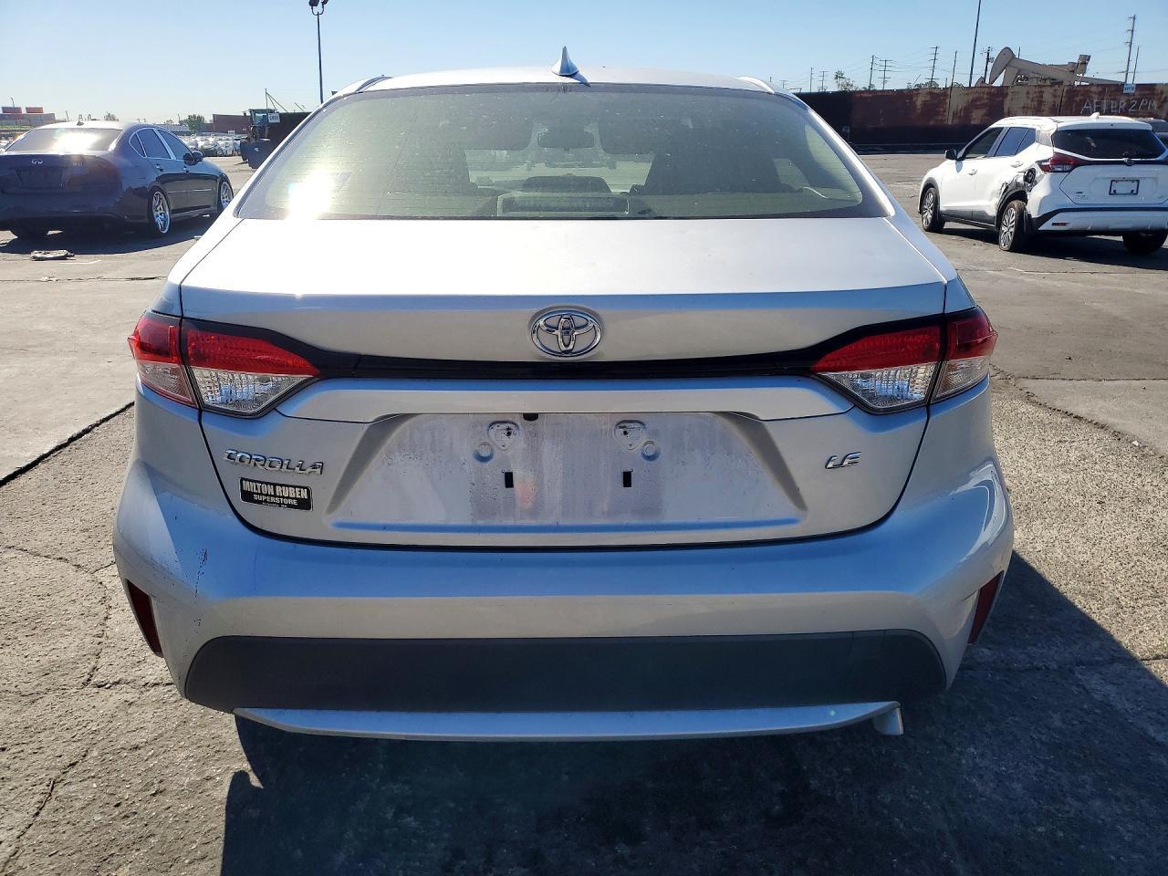 2020 Toyota Corolla Le - Фото 6