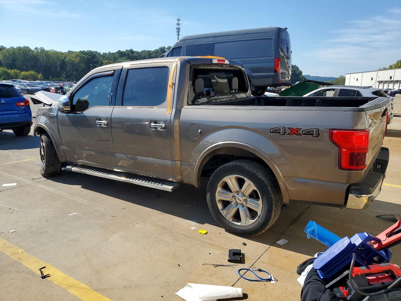 2019 Ford F150 Supercrew - Фото 2