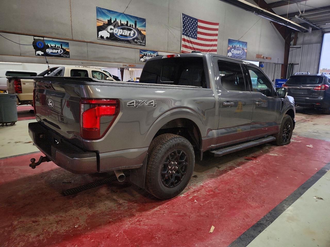 2025 Ford F150 Xlt - Фото 3