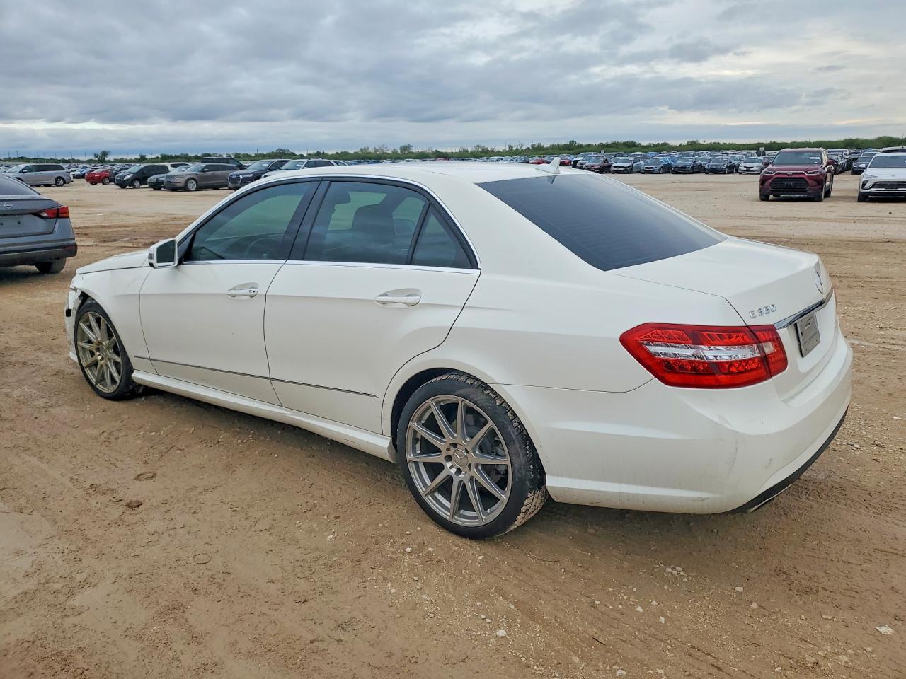 2013 Mercedes-Benz E 350 - Фото 2