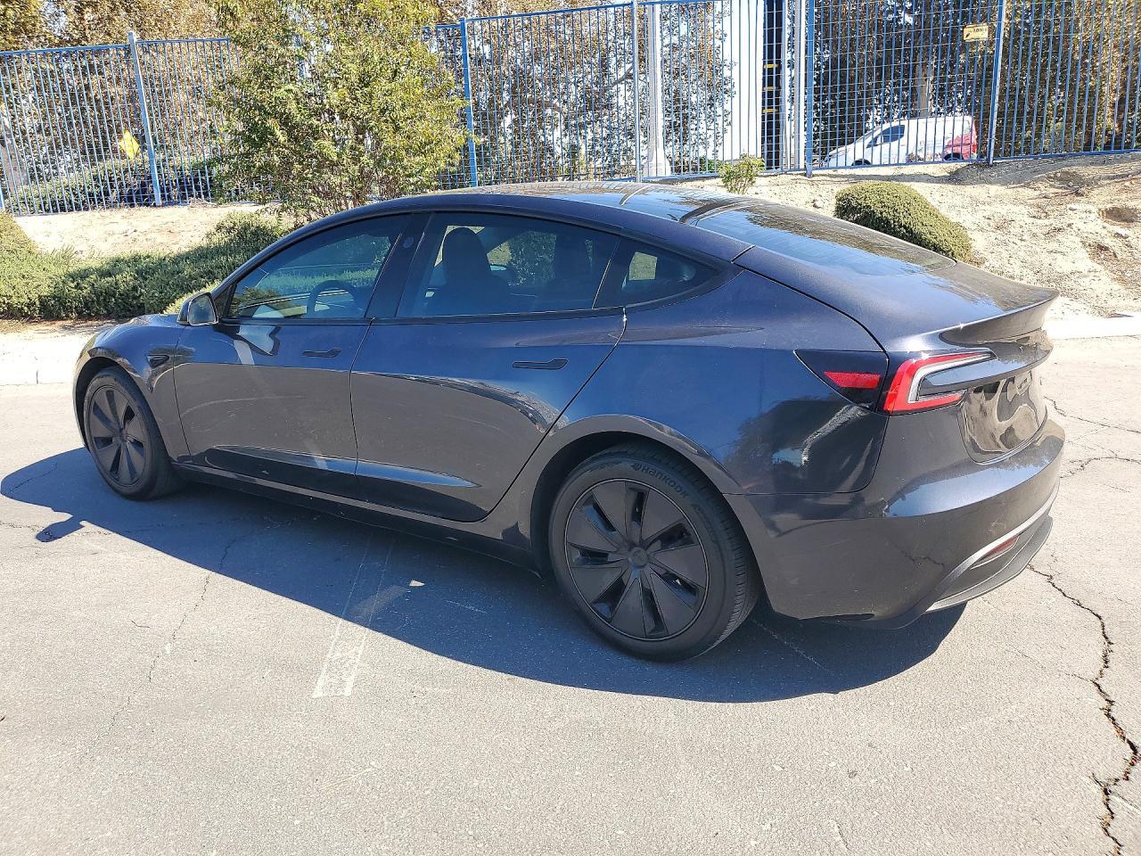 2024 Tesla Model 3 - Image 2