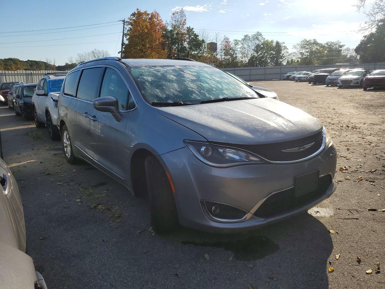 2019 Chrysler Pacifica Touring L - Фото 4