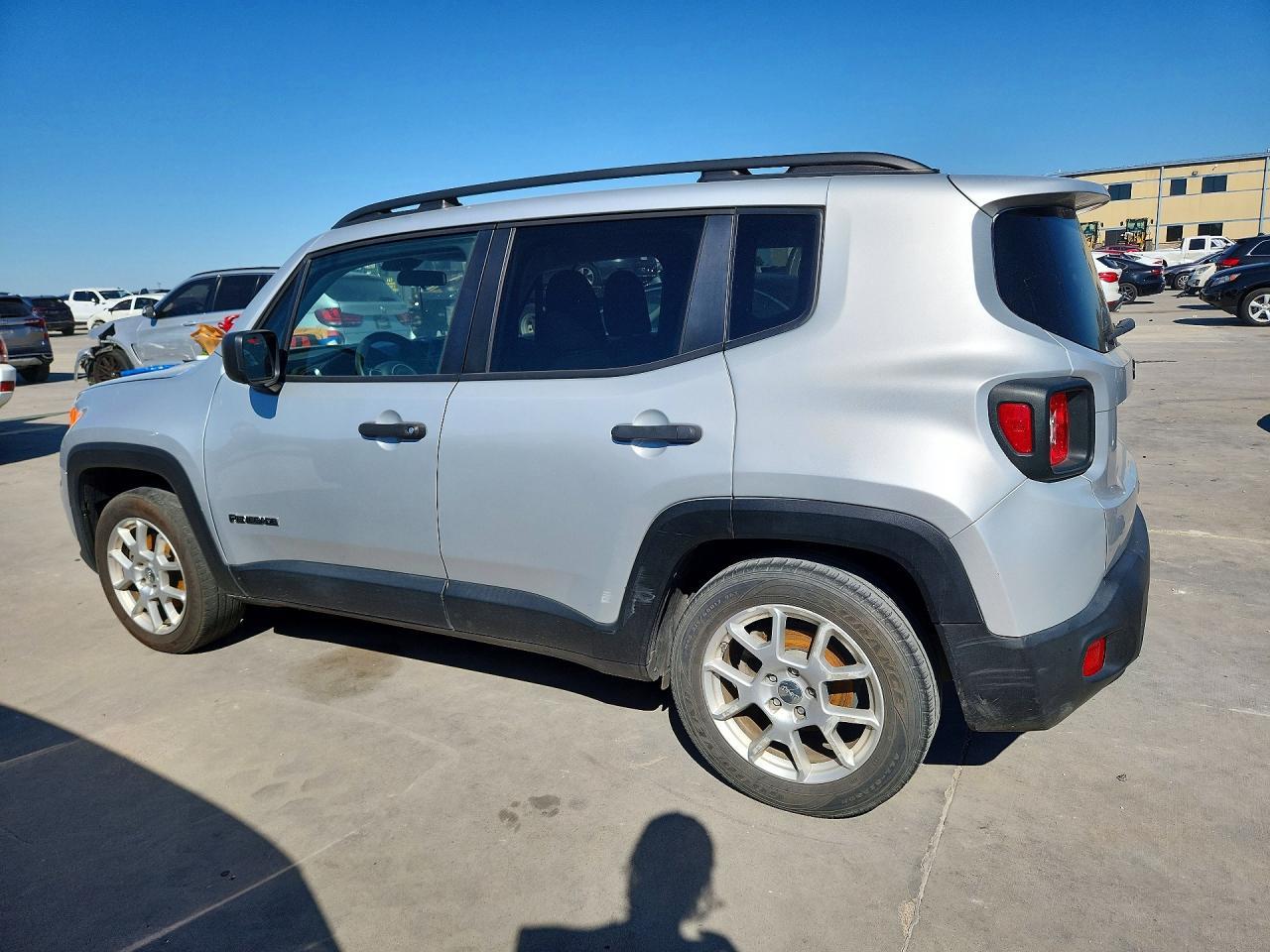 2019 Jeep Renegade Sport - Фото 2