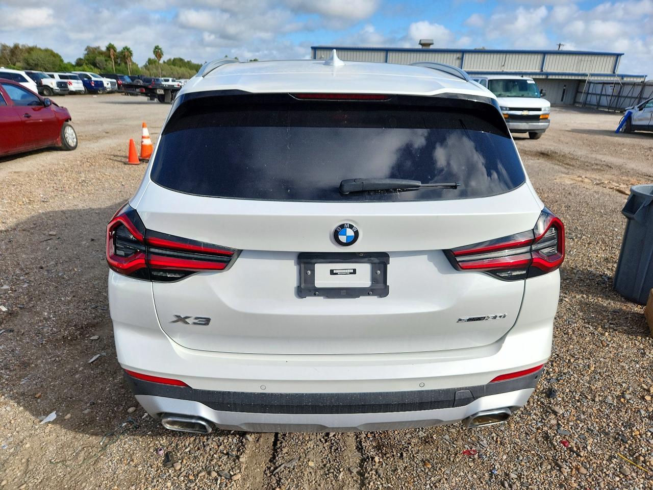 2022 BMW X3 - Image 6