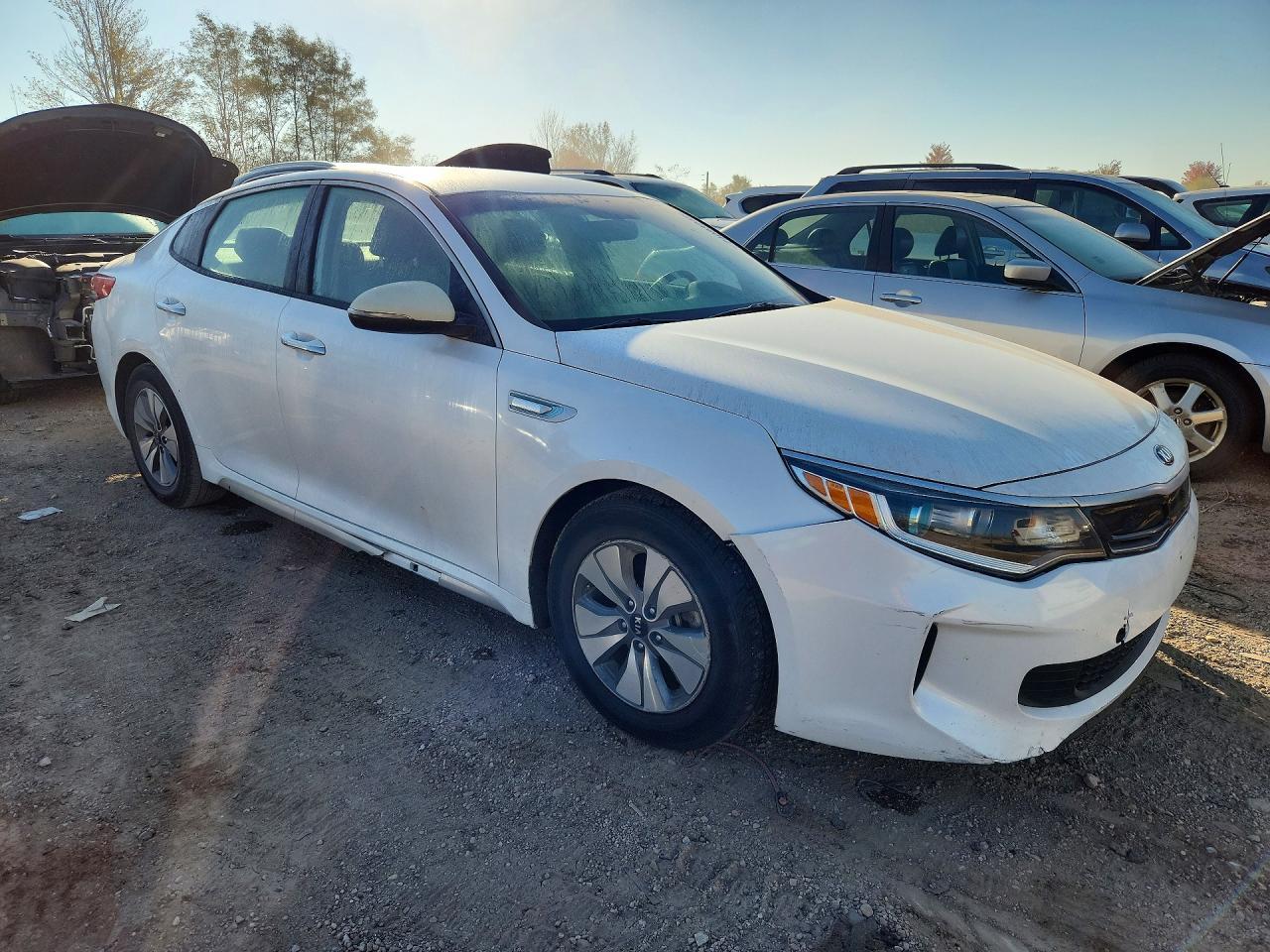 2017 Kia Optima Hybrid - Image 4