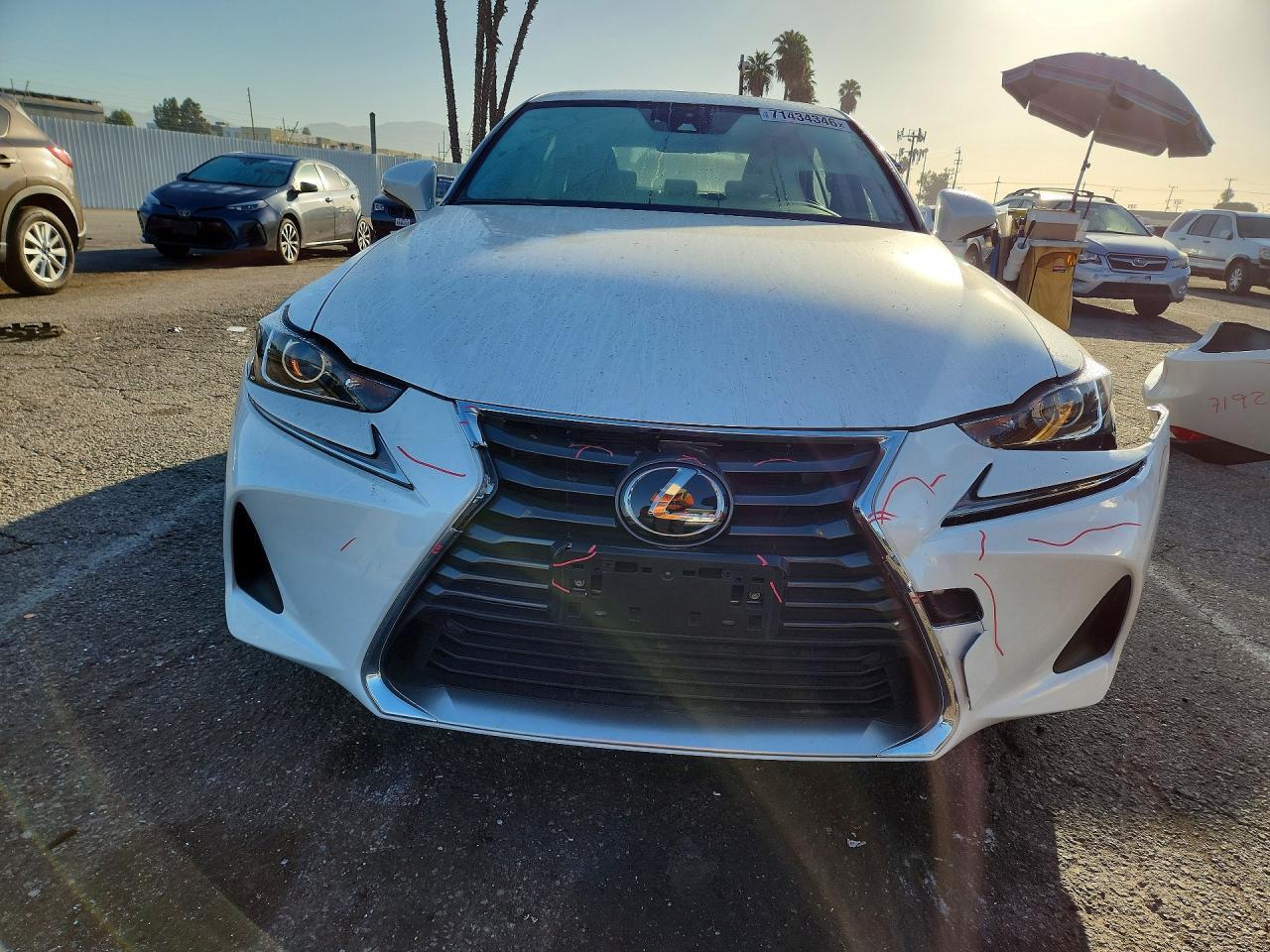 2019 Lexus Is 300 - Фото 5