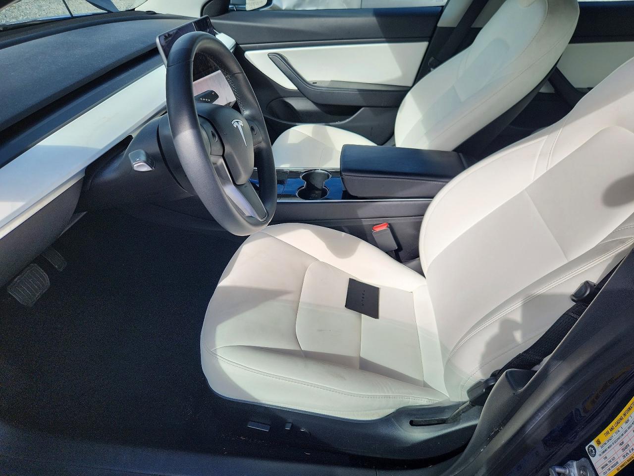 2020 Tesla Model 3 - Фото 7