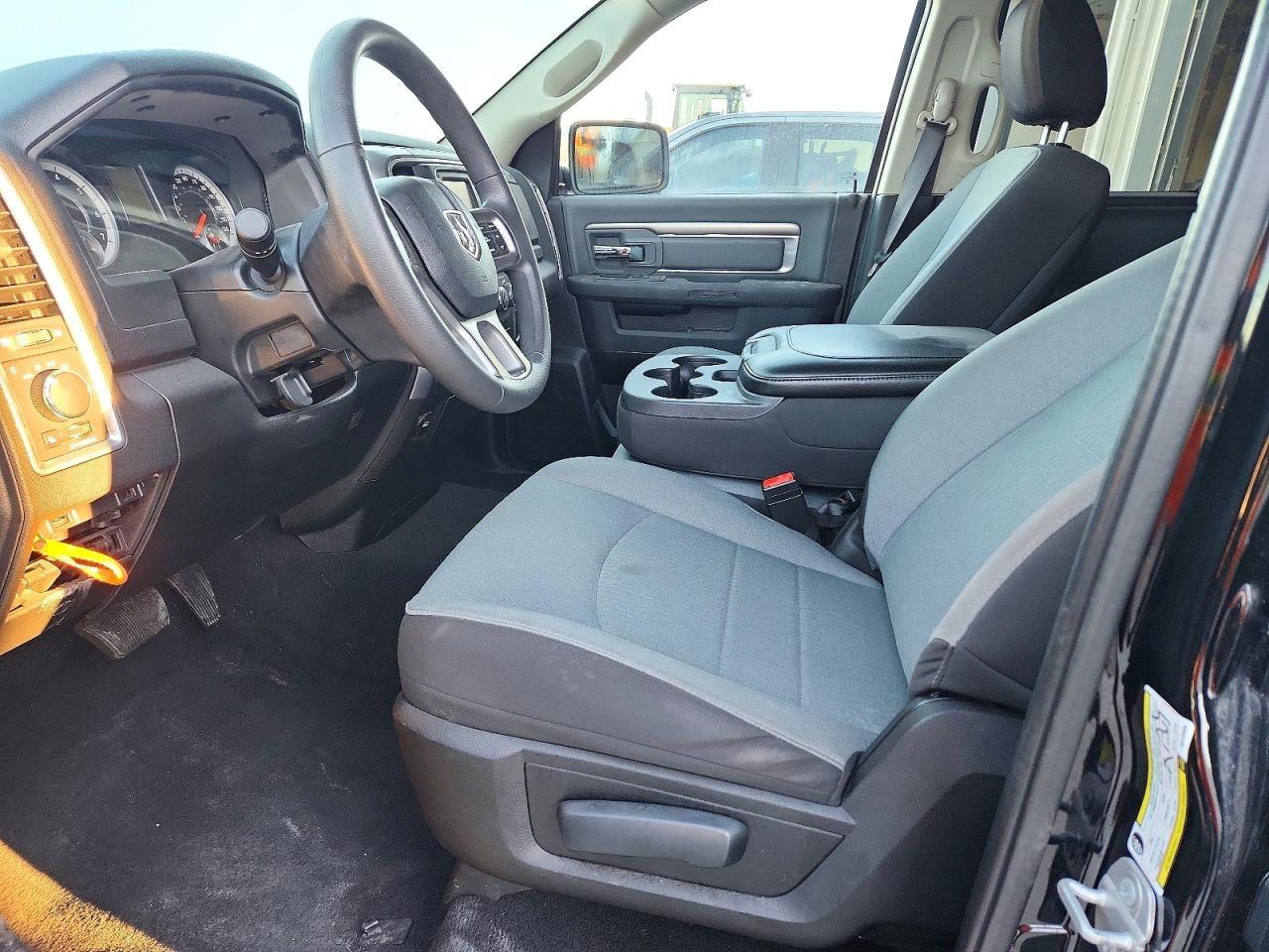2024 Ram 1500 Classic Slt/Warlock - Фото 7