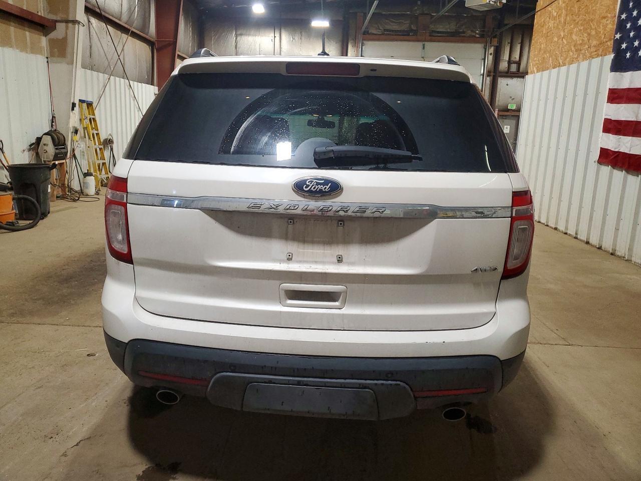 2011 Ford Explorer Xlt - Image 6