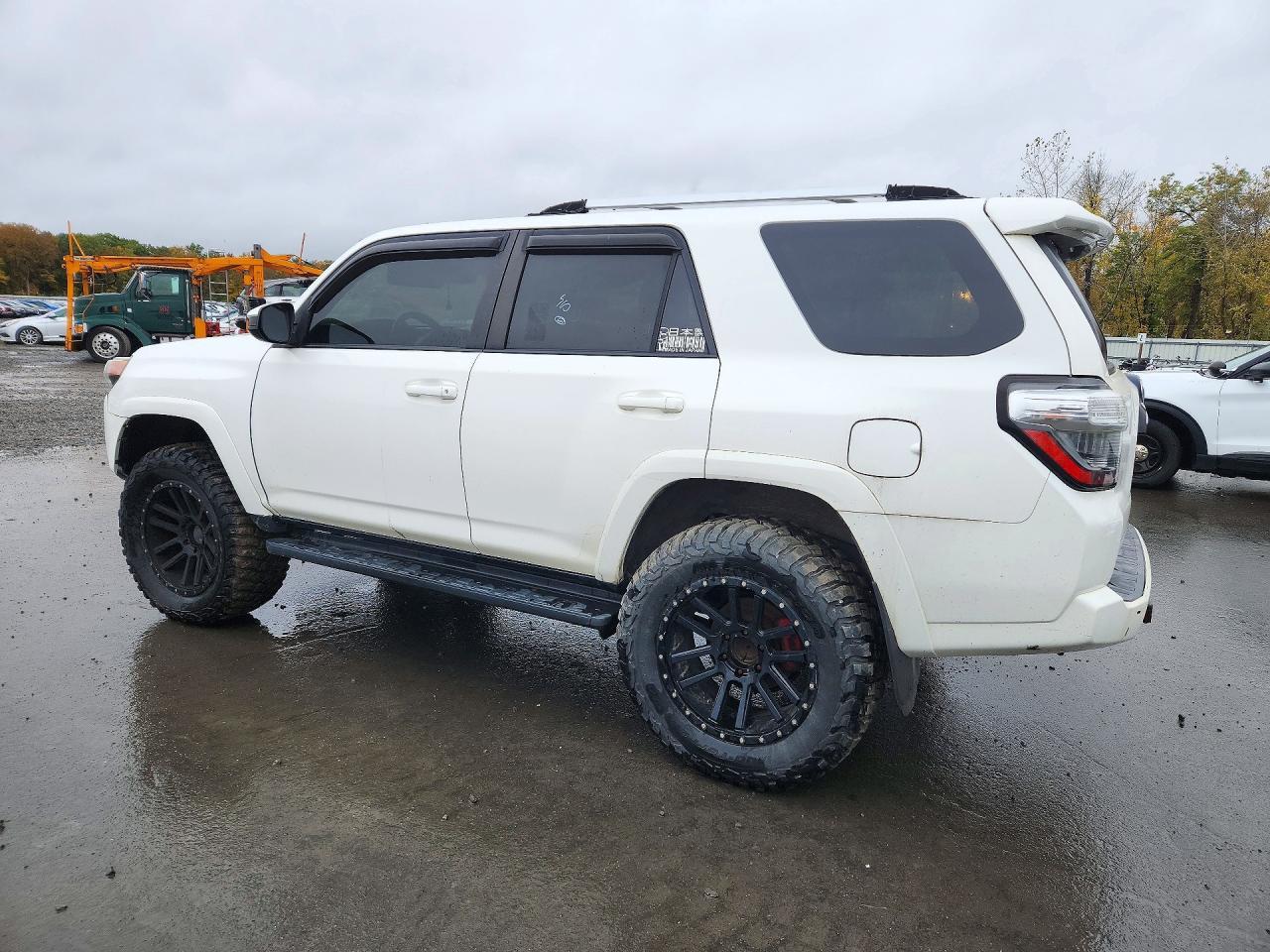 2016 Toyota 4Runner Trail - Фото 2