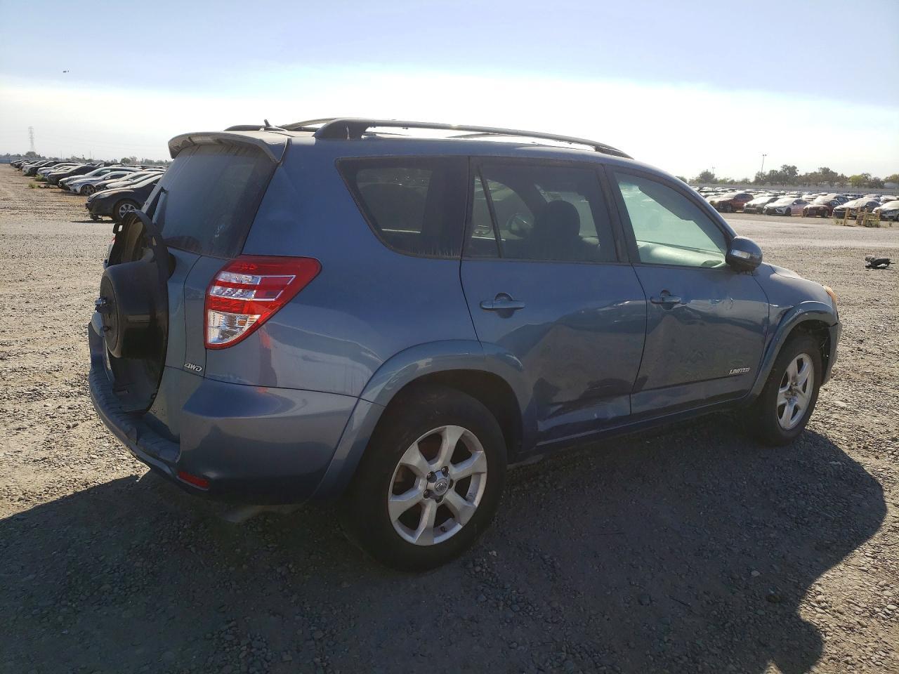 2009 Toyota Rav4 Limited - Image 3