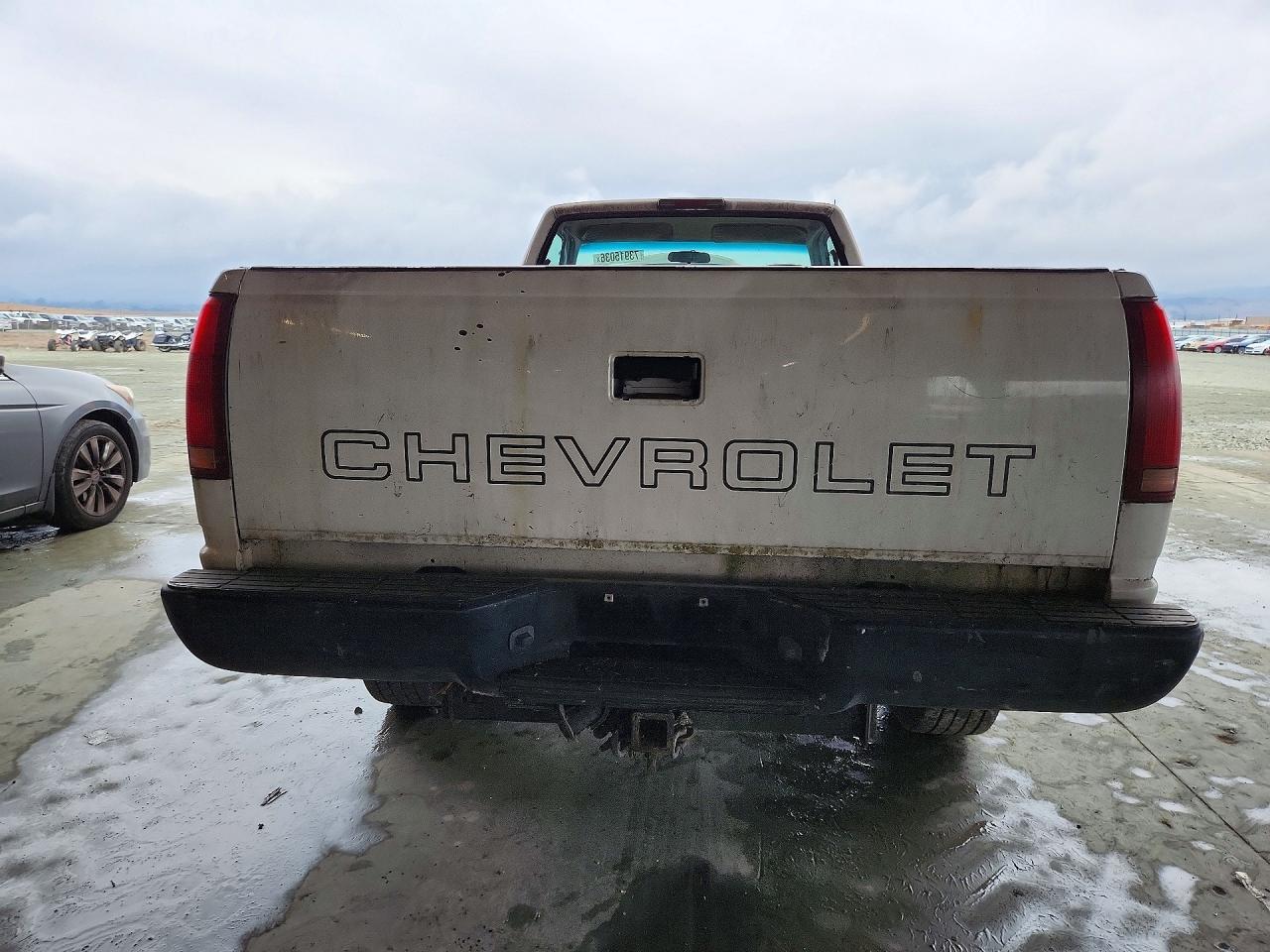 1999 Chevrolet Gmt-400 K2500 - Image 6