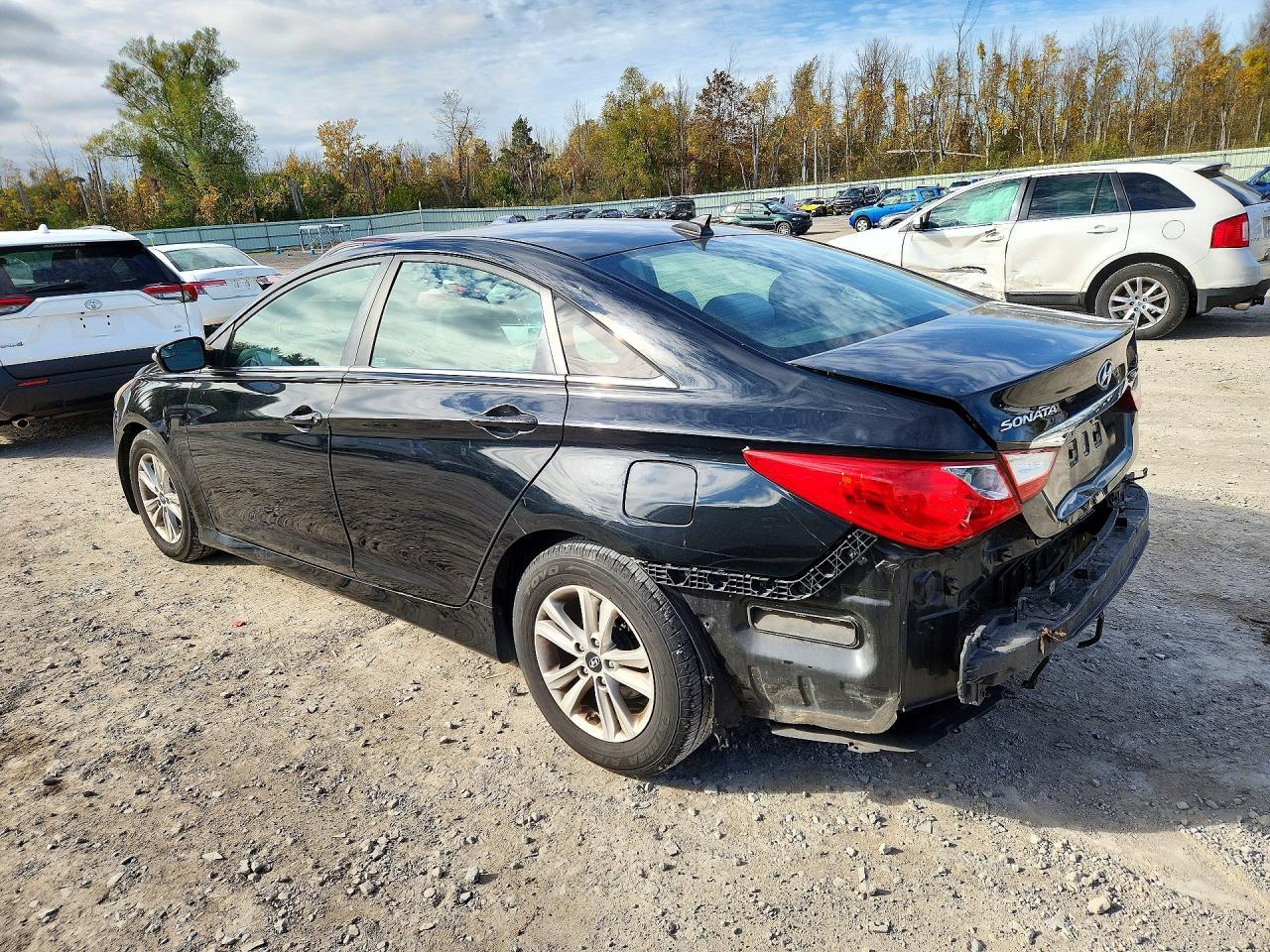 2014 Hyundai Sonata Gls - Image 2