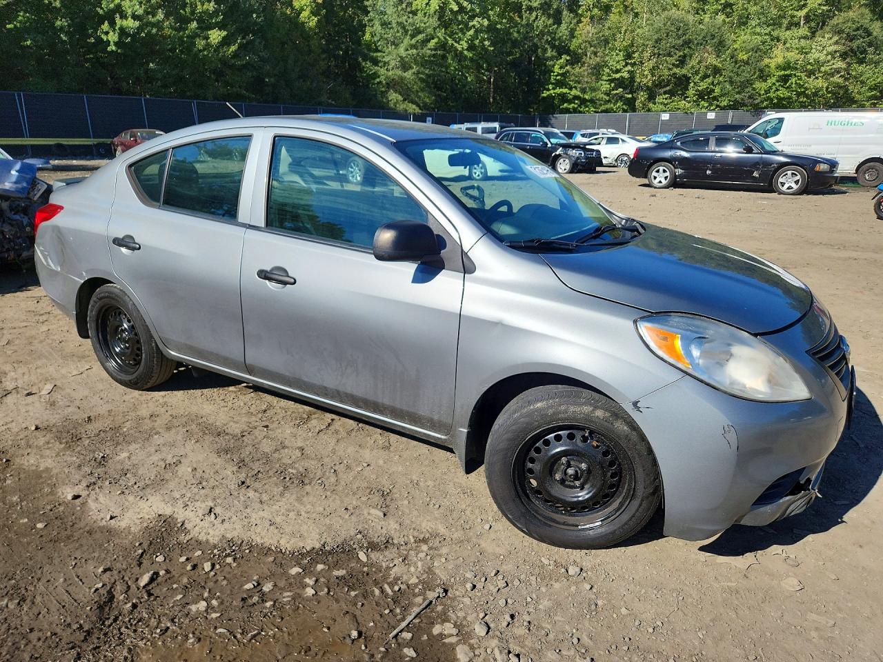 2014 Nissan Versa 1.6 S - Фото 4