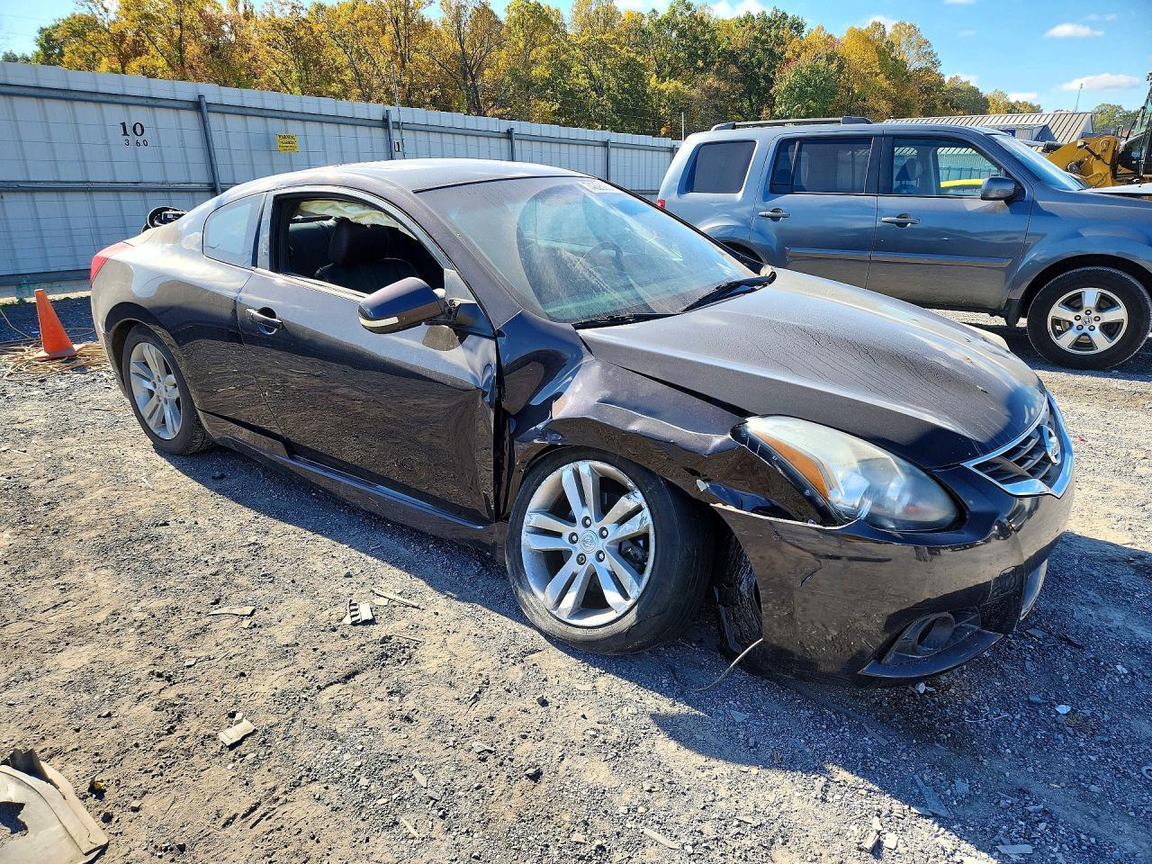 2011 Nissan Altima 2.5 S - Фото 4