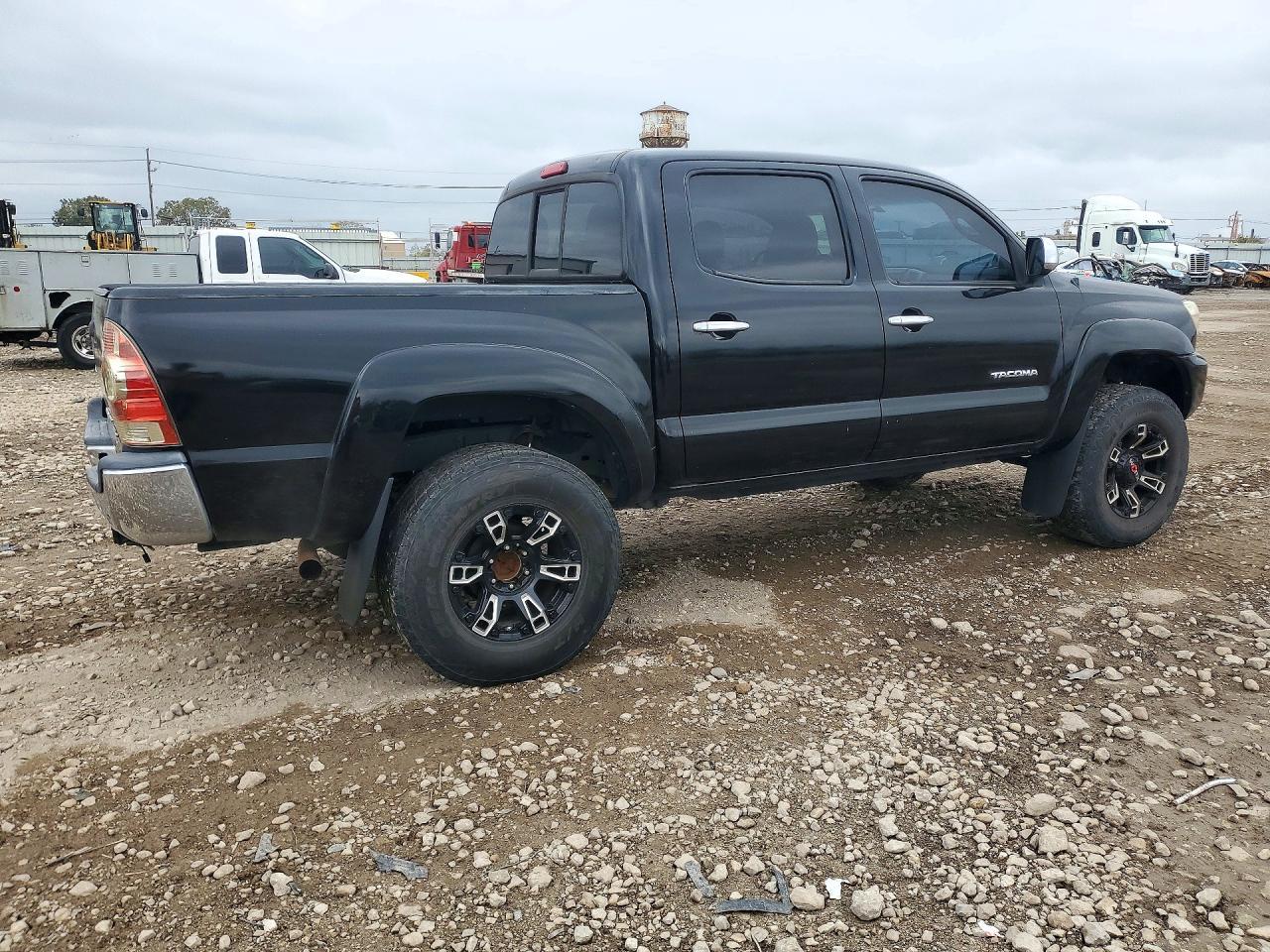2015 Toyota Tacoma Double Cab Prerunner - Фото 3