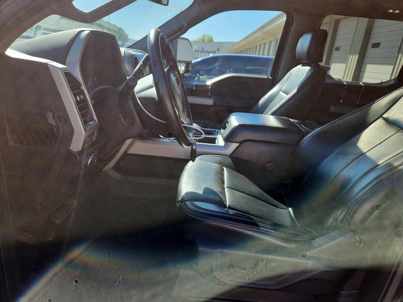 2021 Ford F350 Super Duty - Фото 7