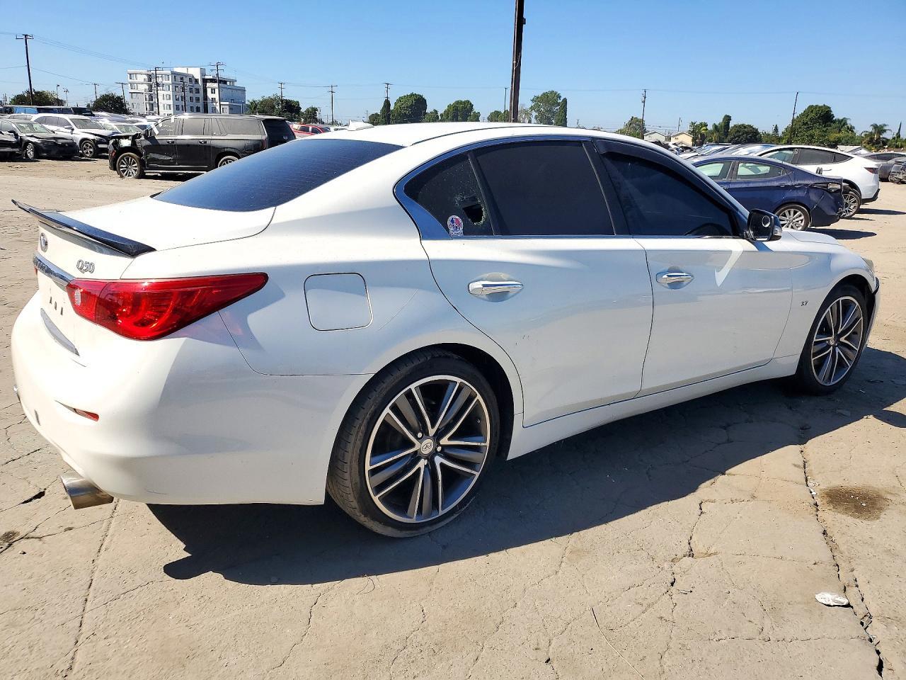 2014 Infiniti Q50 Premium - Image 3