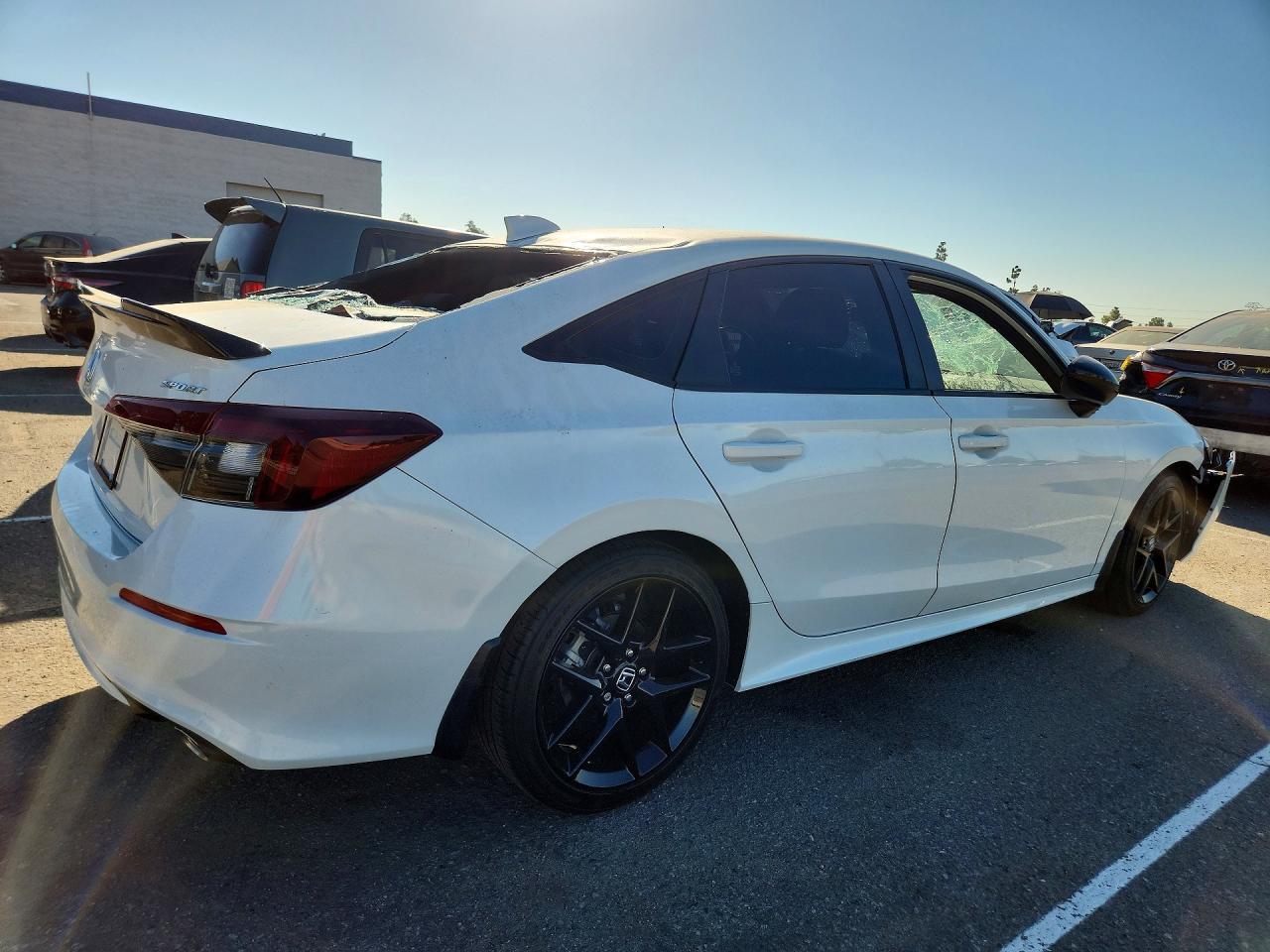 2025 Honda Civic Sport - Фото 3