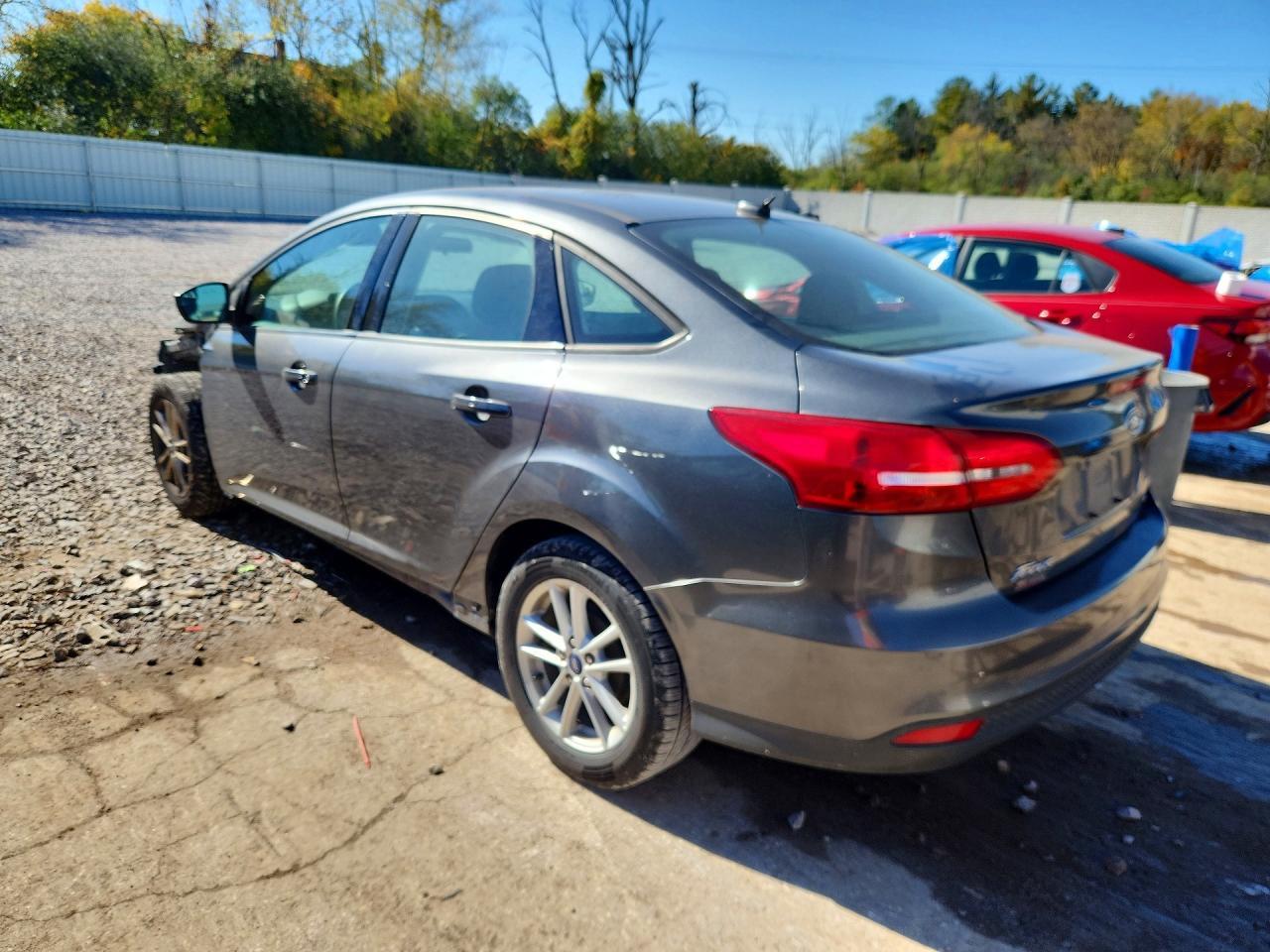 2018 Ford Focus Se - Image 4