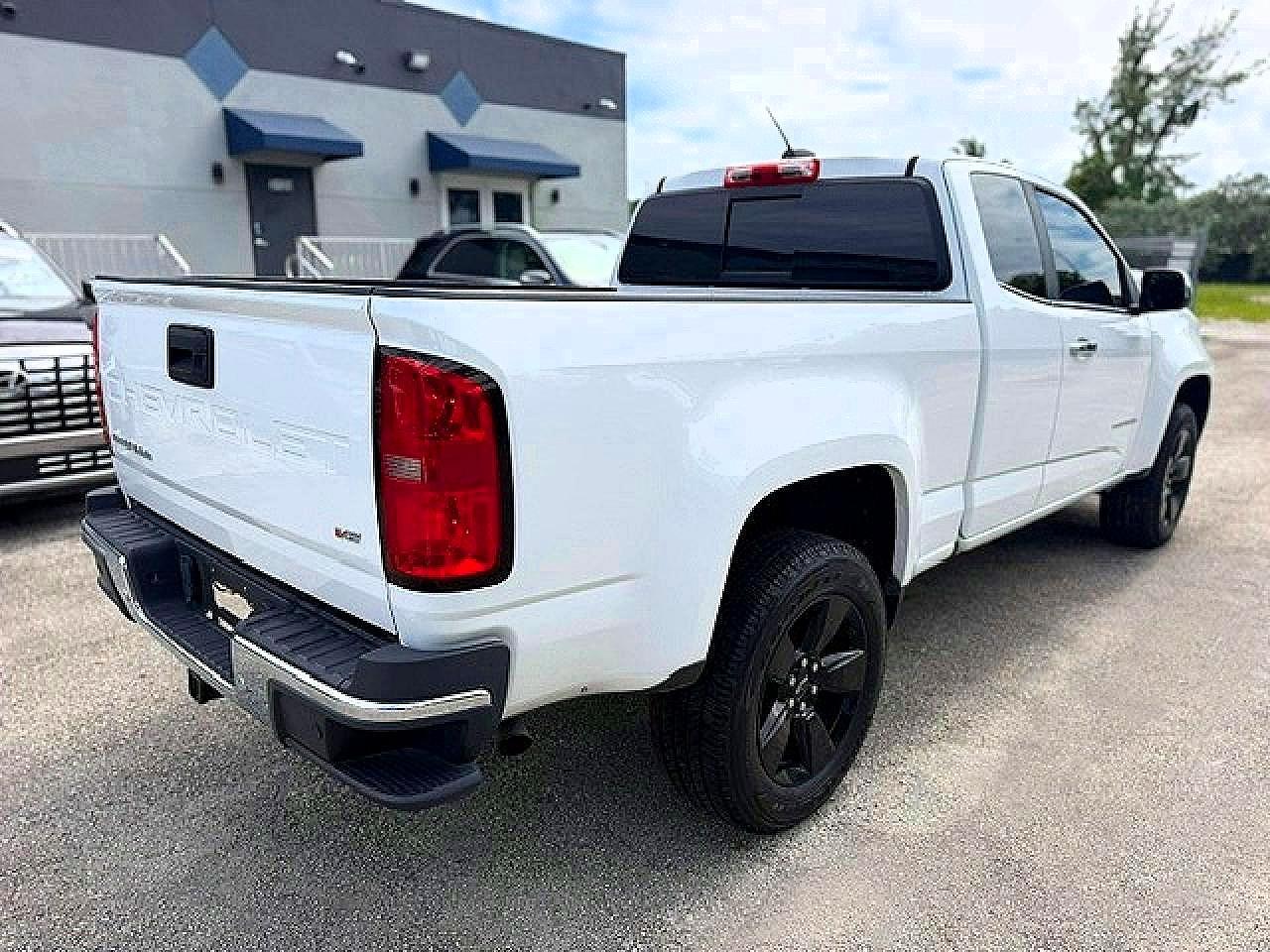 2021 Chevrolet Colorado Lt - Image 3