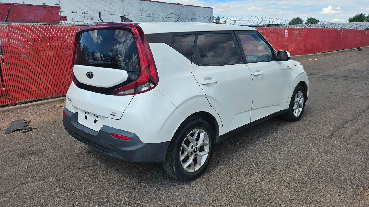 2020 Kia Soul Lx - Image 4