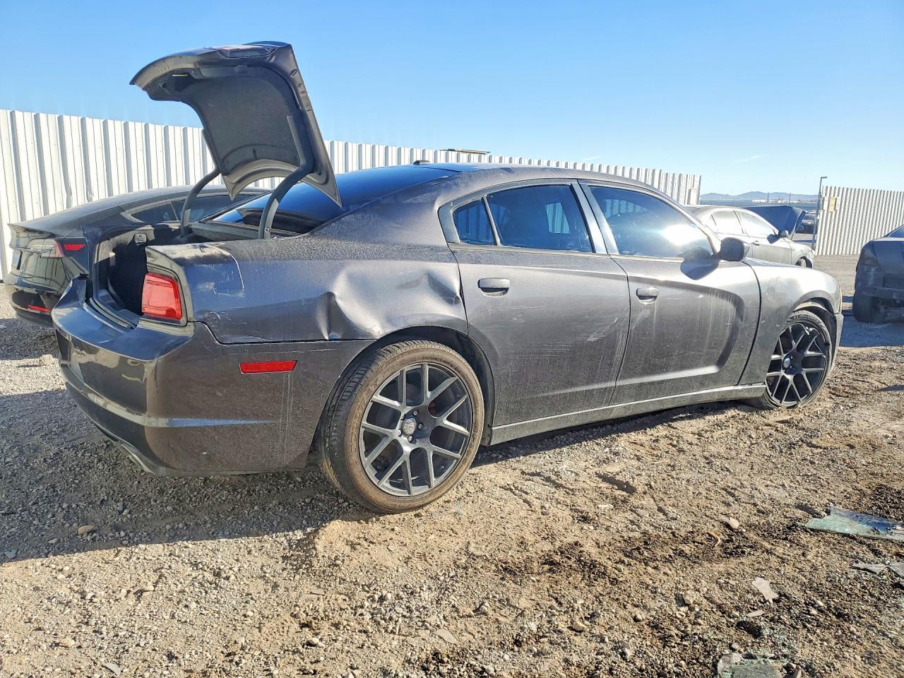 2014 Dodge Charger Se - Фото 3