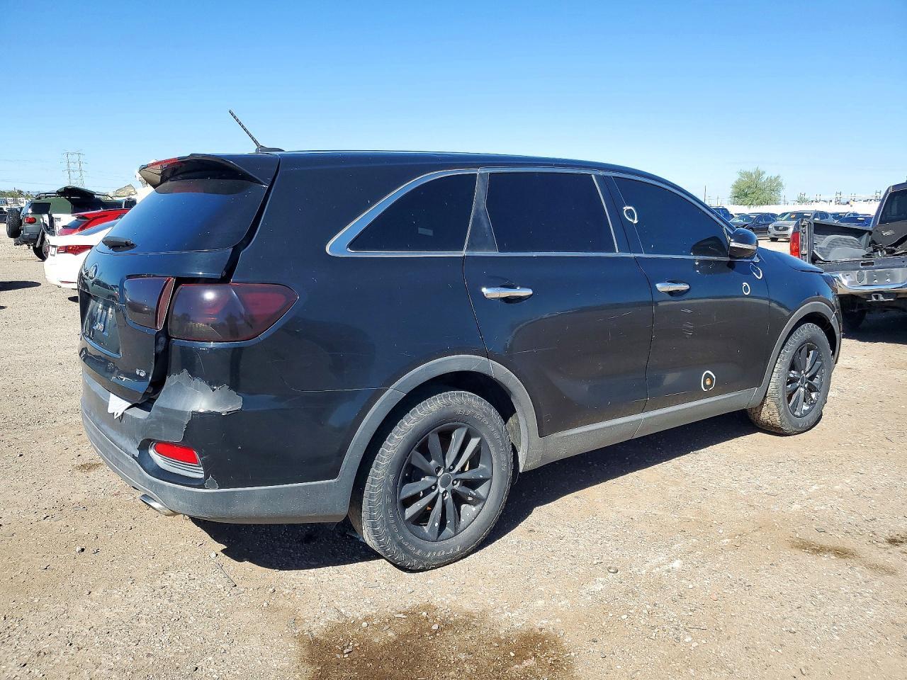 2020 Kia Sorento S - Image 3