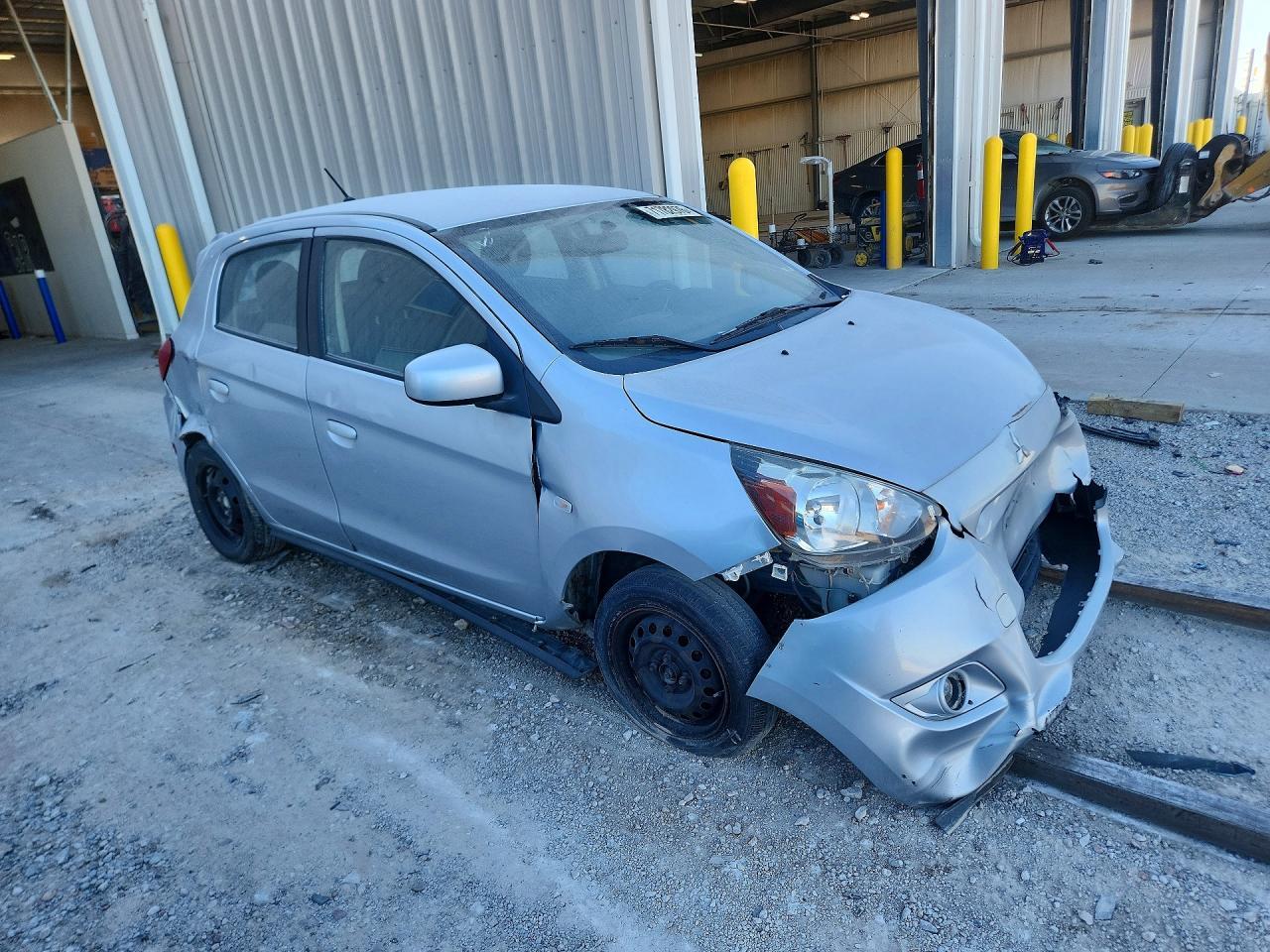 2015 Mitsubishi Mirage De - Фото 4