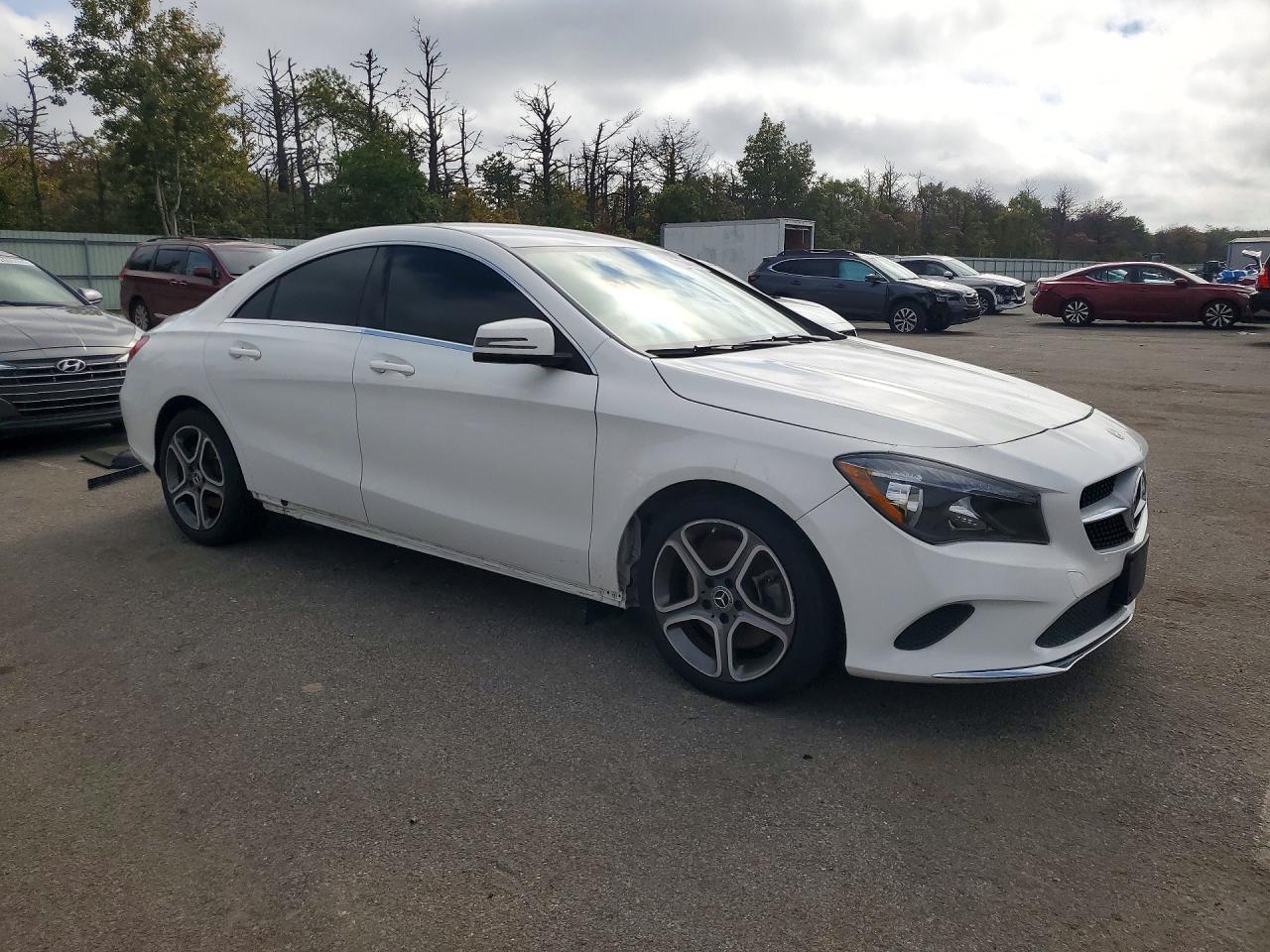 2019 Mercedes-Benz Cla 250 - Фото 4