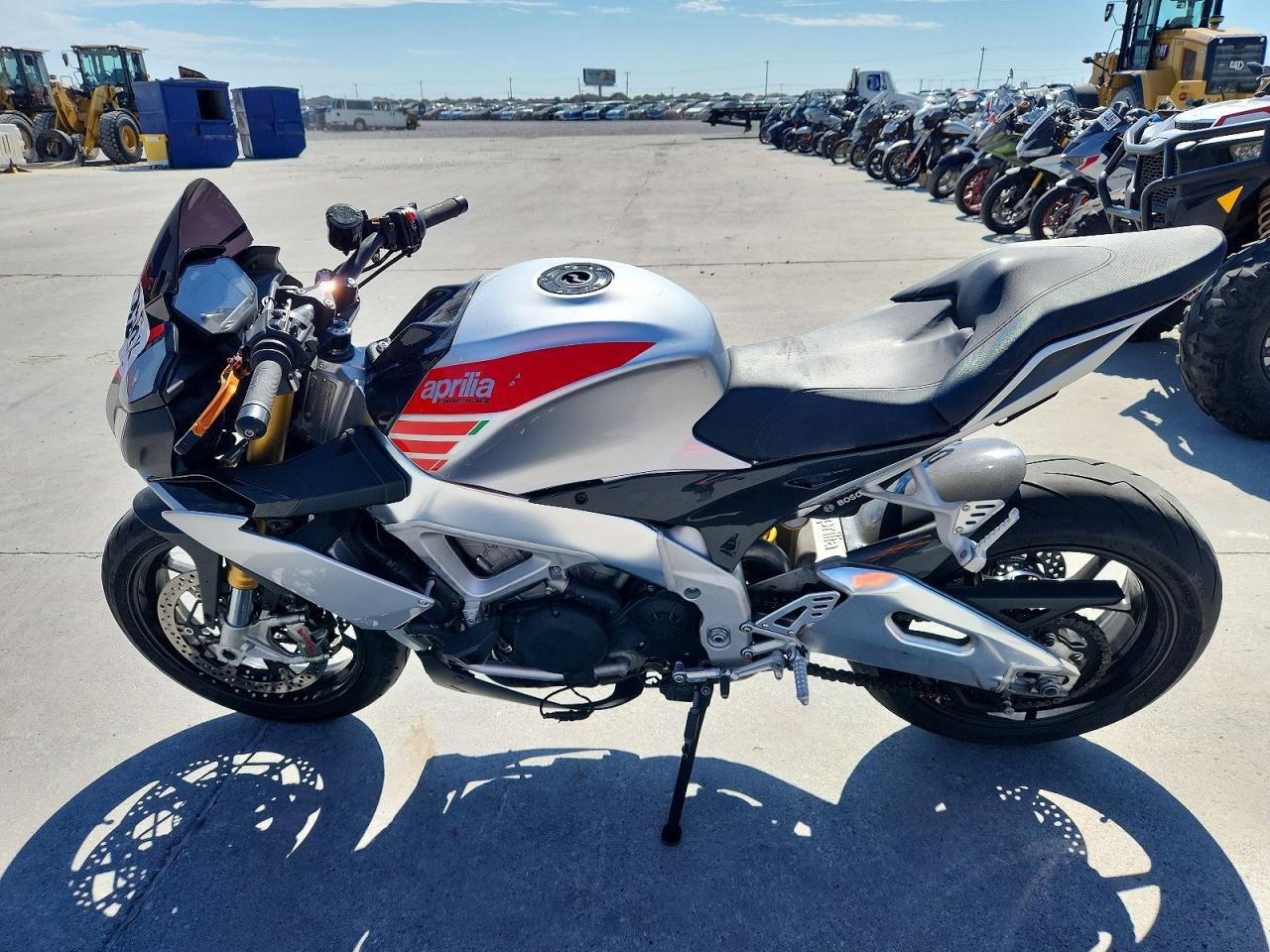 2018 Aprilia Tuono V4 1100 Rr - Фото 3