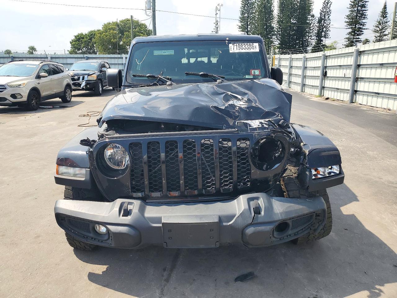 2021 Jeep Gladiator Sport - Фото 5