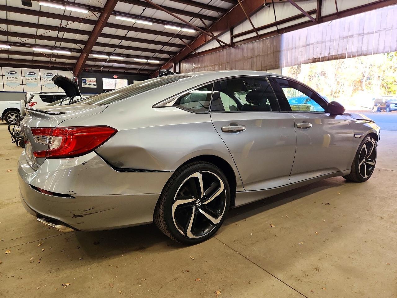2022 Honda Accord Sport - Фото 3