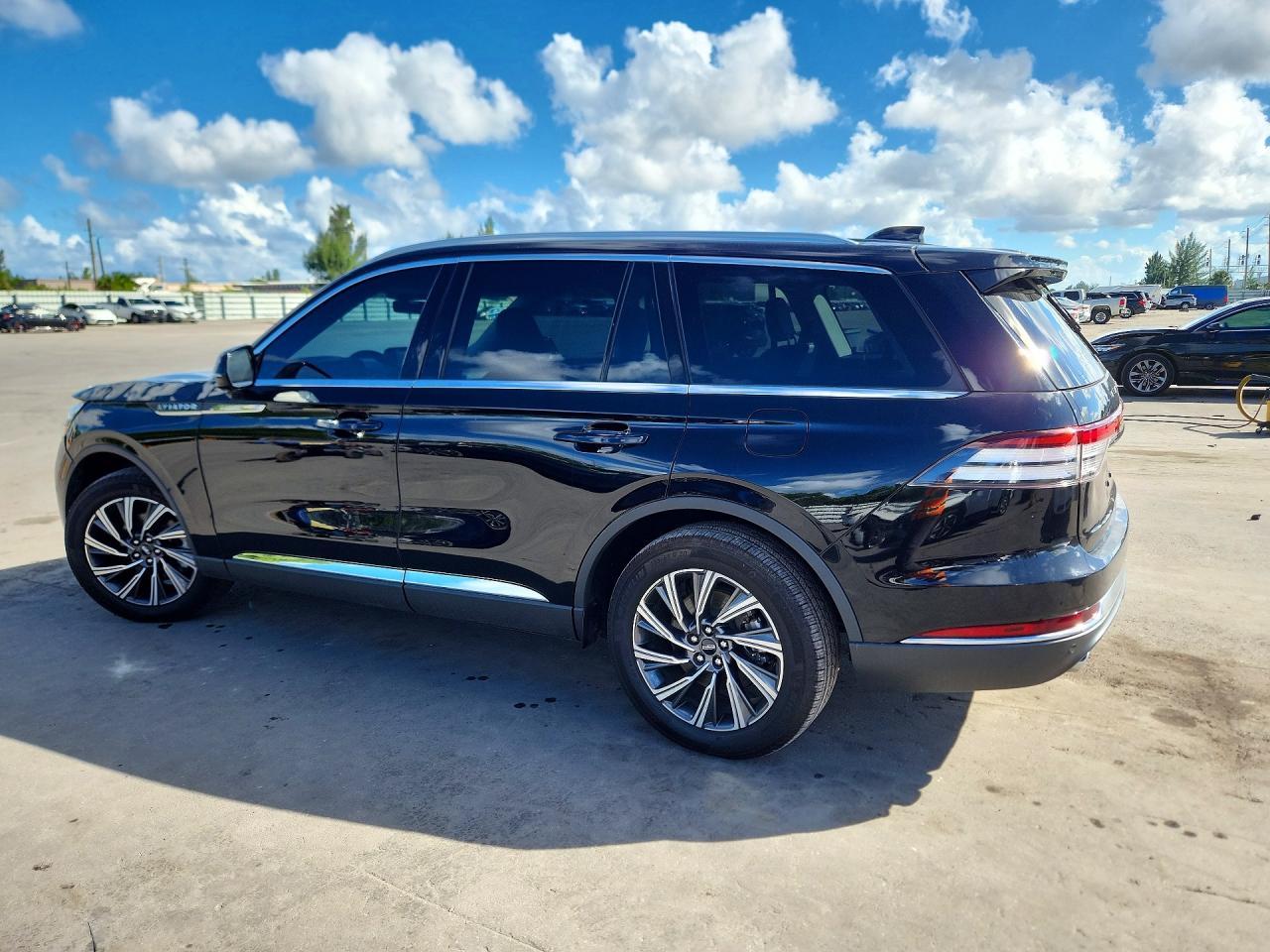 2025 Lincoln Aviator - Фото 2
