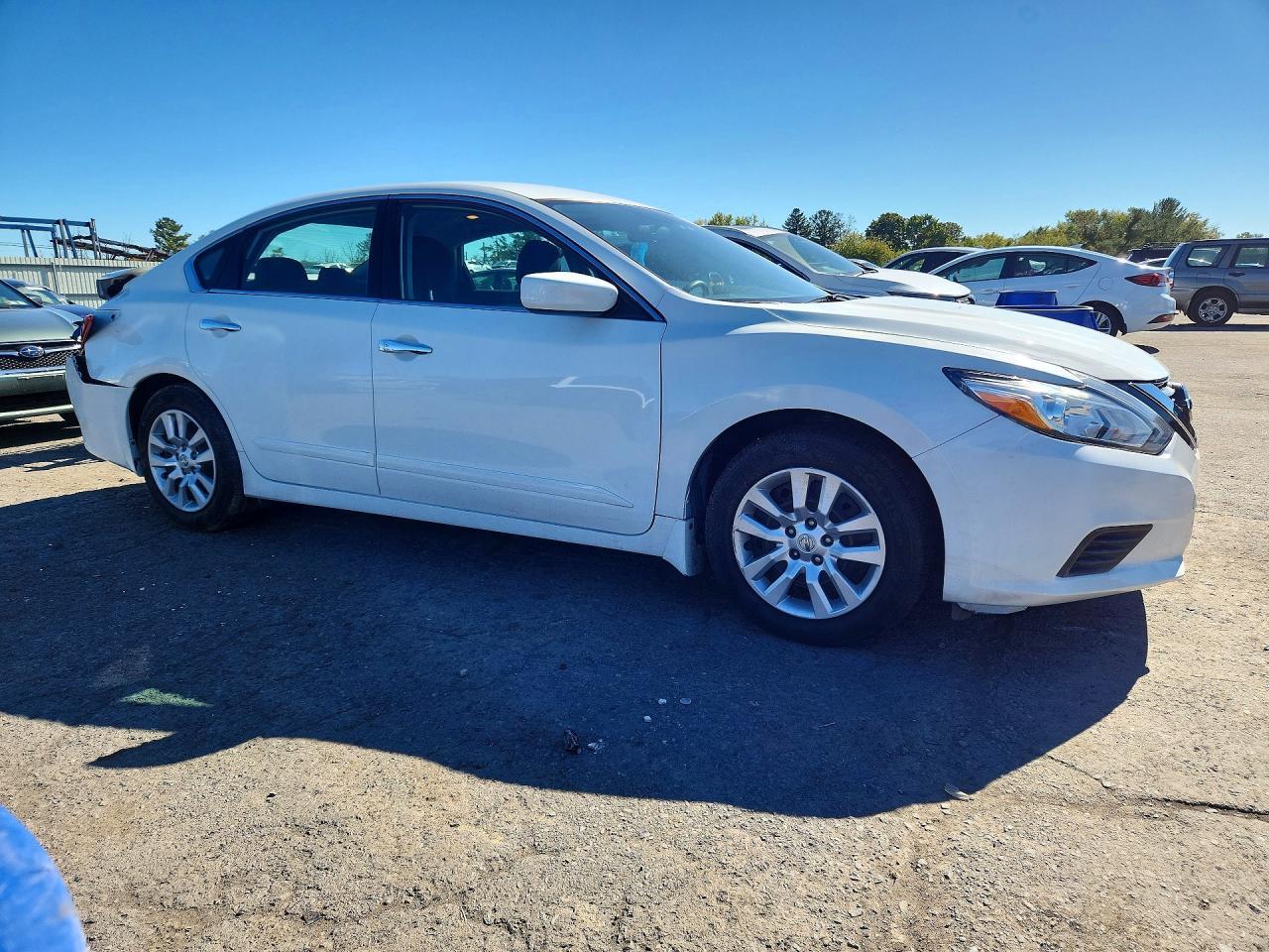 2016 Nissan Altima 2.5 S - Image 4