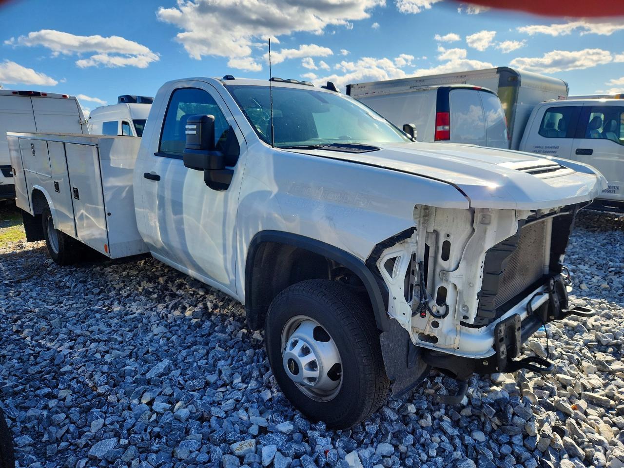 2023 Chevrolet Silverado C3500 - Фото 4